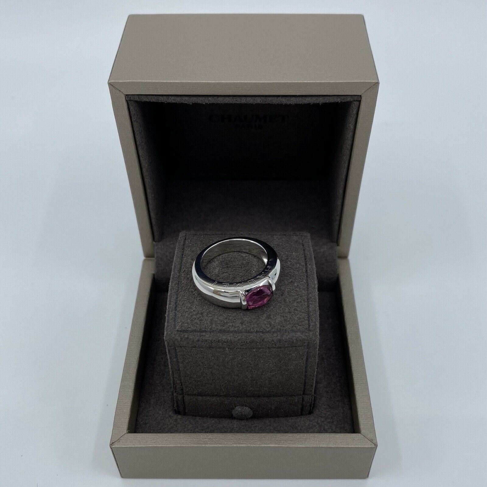RARE Vintage Chaumet Paris Pink Tourmaline 18k White Gold Ring & Chaumet Box — view 4