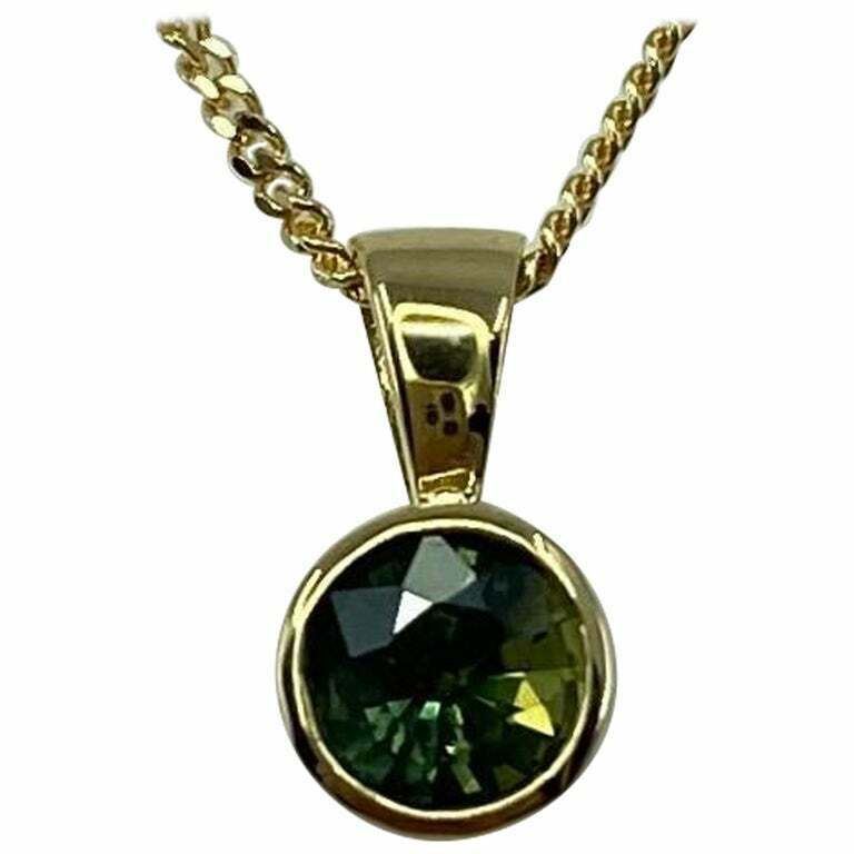 Unique Bi Colour Green Yellow UNTREATED Sapphire 18k Yellow Gold Pendant Rubover