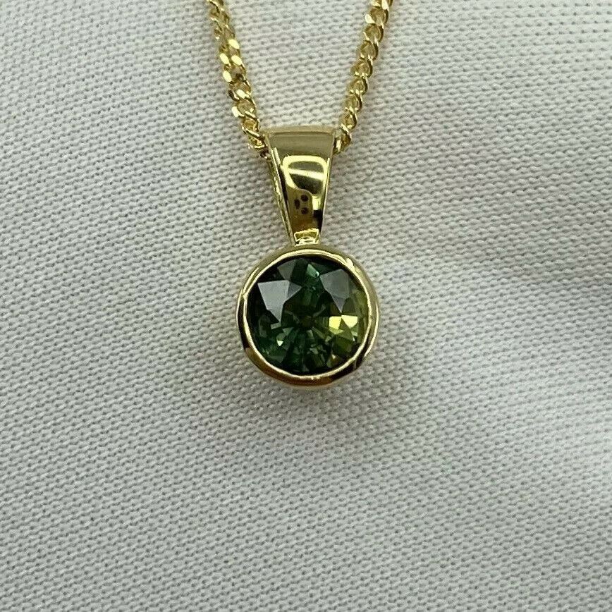 Unique Bi Colour Green Yellow UNTREATED Sapphire 18k Yellow Gold Pendant Rubover — view 2