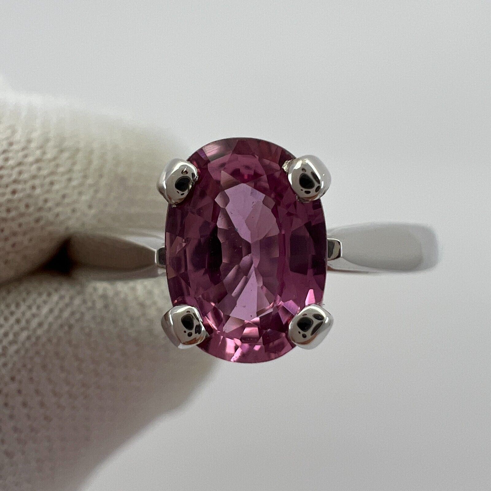 Fine Natural 1.05ct Vivid Pink Sapphire Oval Cut 18k White Gold Solitaire Ring — view 3