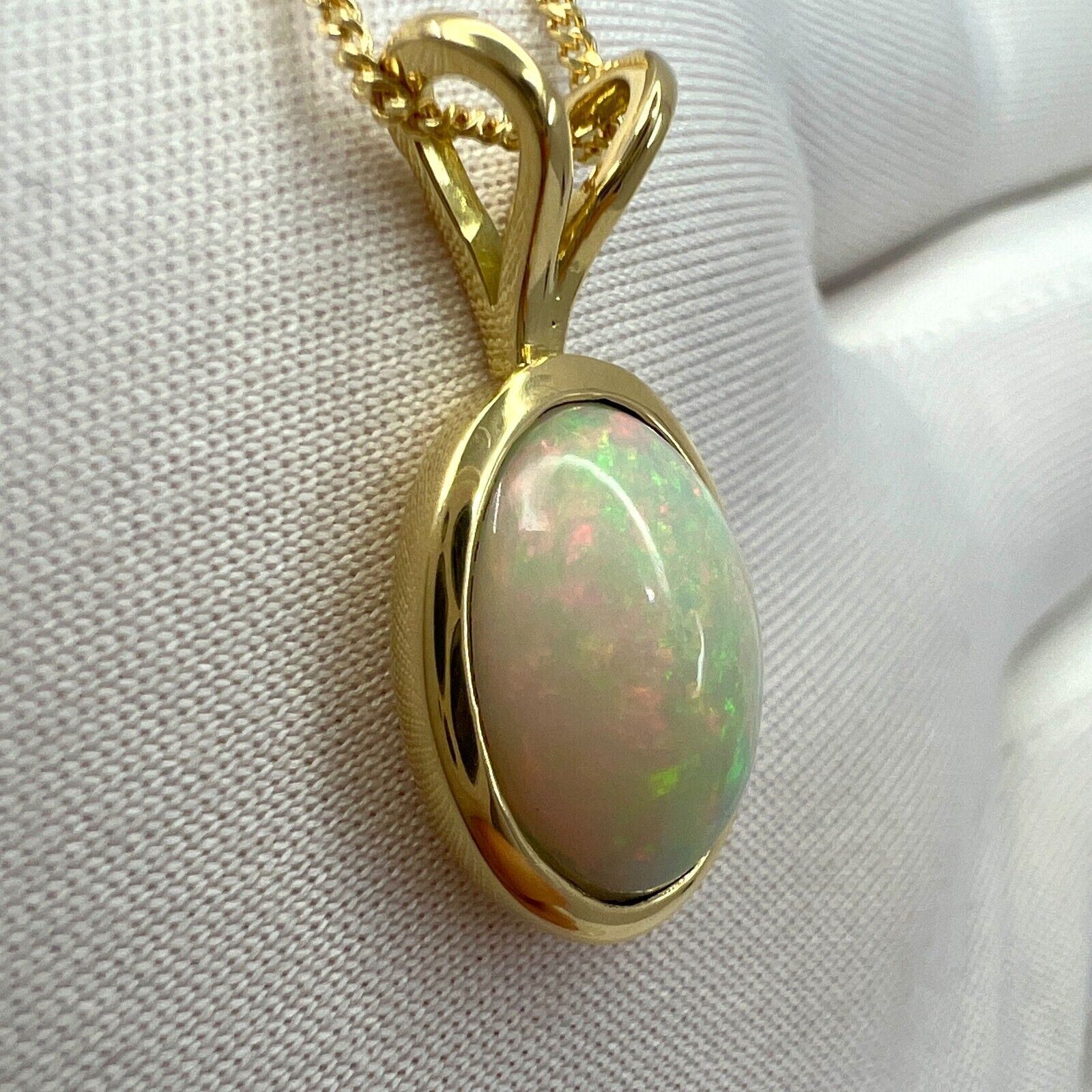 2.61ct Fine White Opal Oval Cabochon 18 Karat Yellow Gold Pendant Necklace — view 4