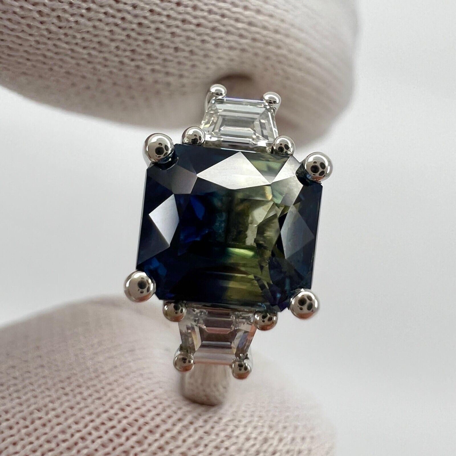 GIA Certified Untreated Bi Colour Australian Sapphire 18k White Gold Ring ITSIT — view 5