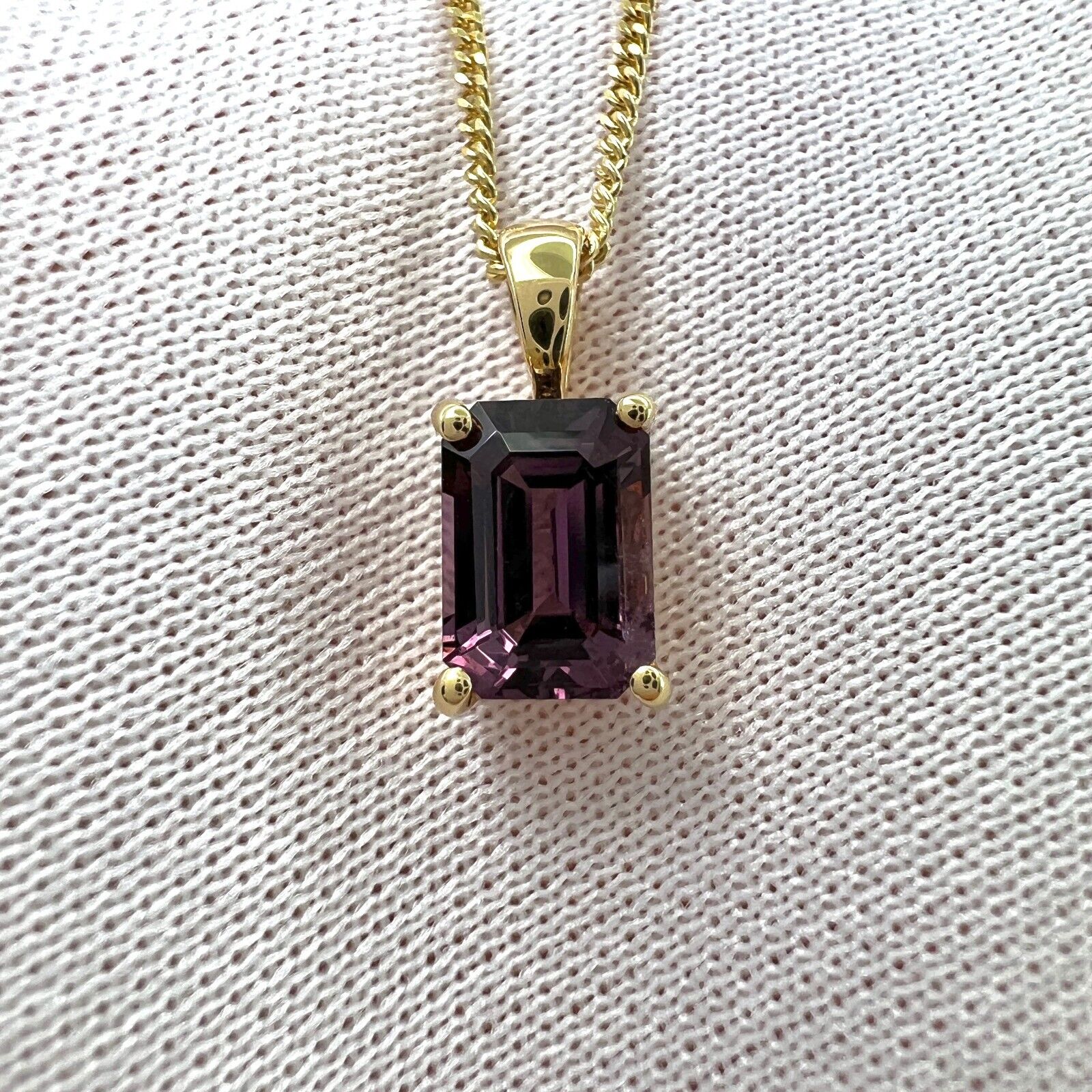 NATURAL 1.17ct Pink Purple Spinel Emerald Cut 18k Yellow Gold Pendant Necklace — view 2