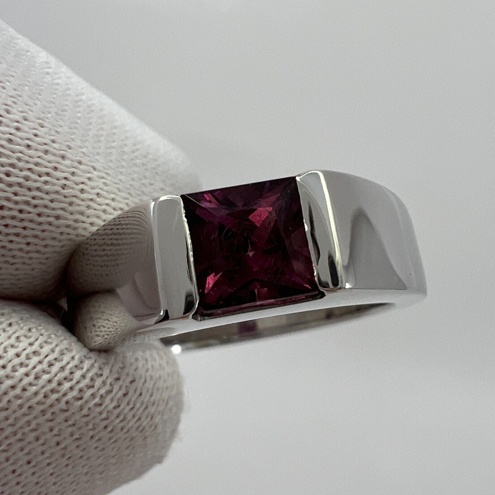 RARE Vintage Cartier Vivid Pink Purple Rhodolite Garnet 18k White Gold Tank Ring — view 3