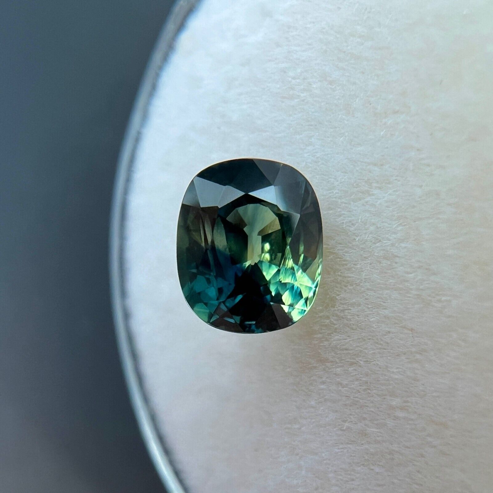 1.36ct Bi Colour Sapphire UNIQUE Australian Blue Green Cushion Cut 6.6x5.6mm VS — view 4
