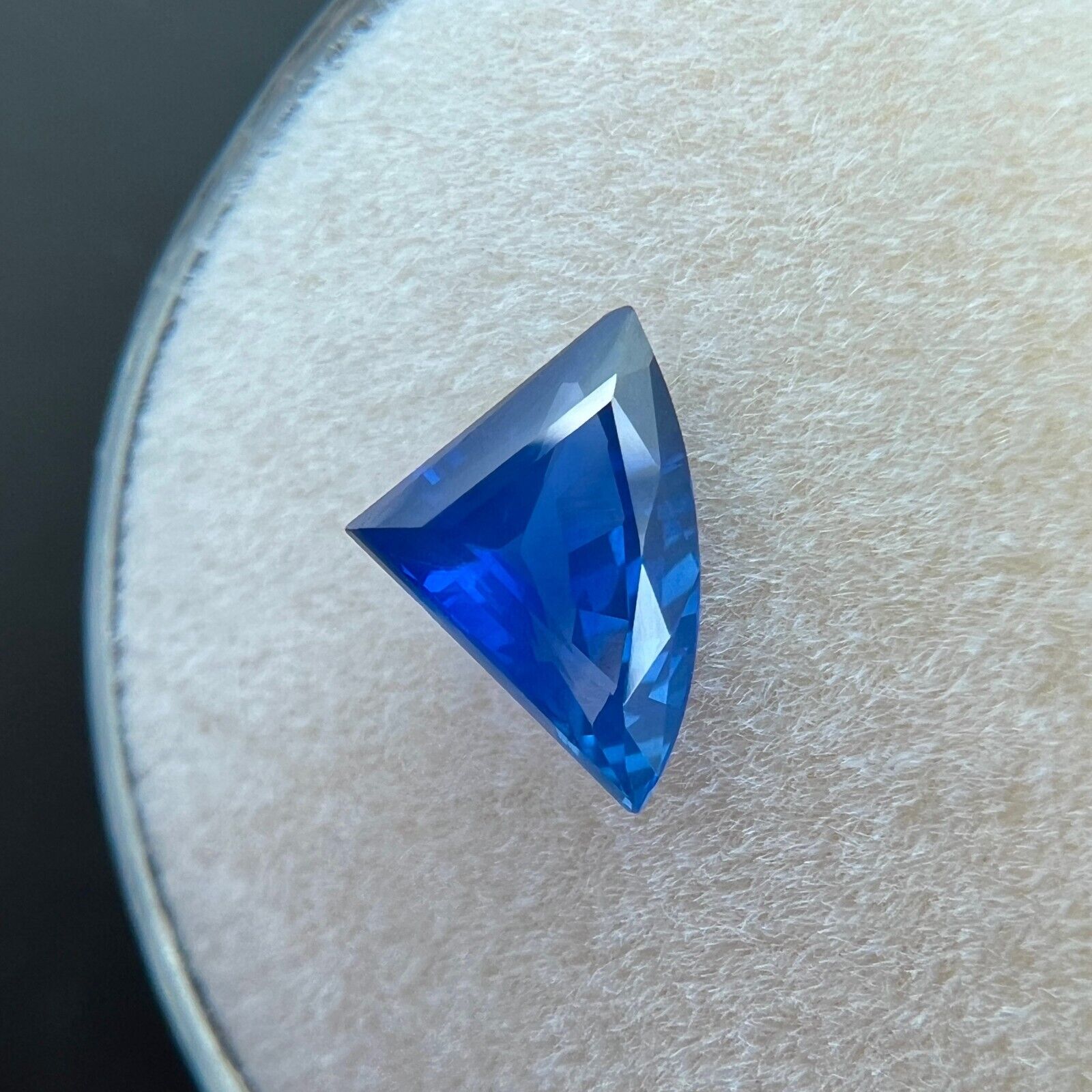 1.08ct CEYLON Sapphire Cornflower Blue Loose Fancy FAN Cut NATURAL 8.6x6.2mm VS — view 3