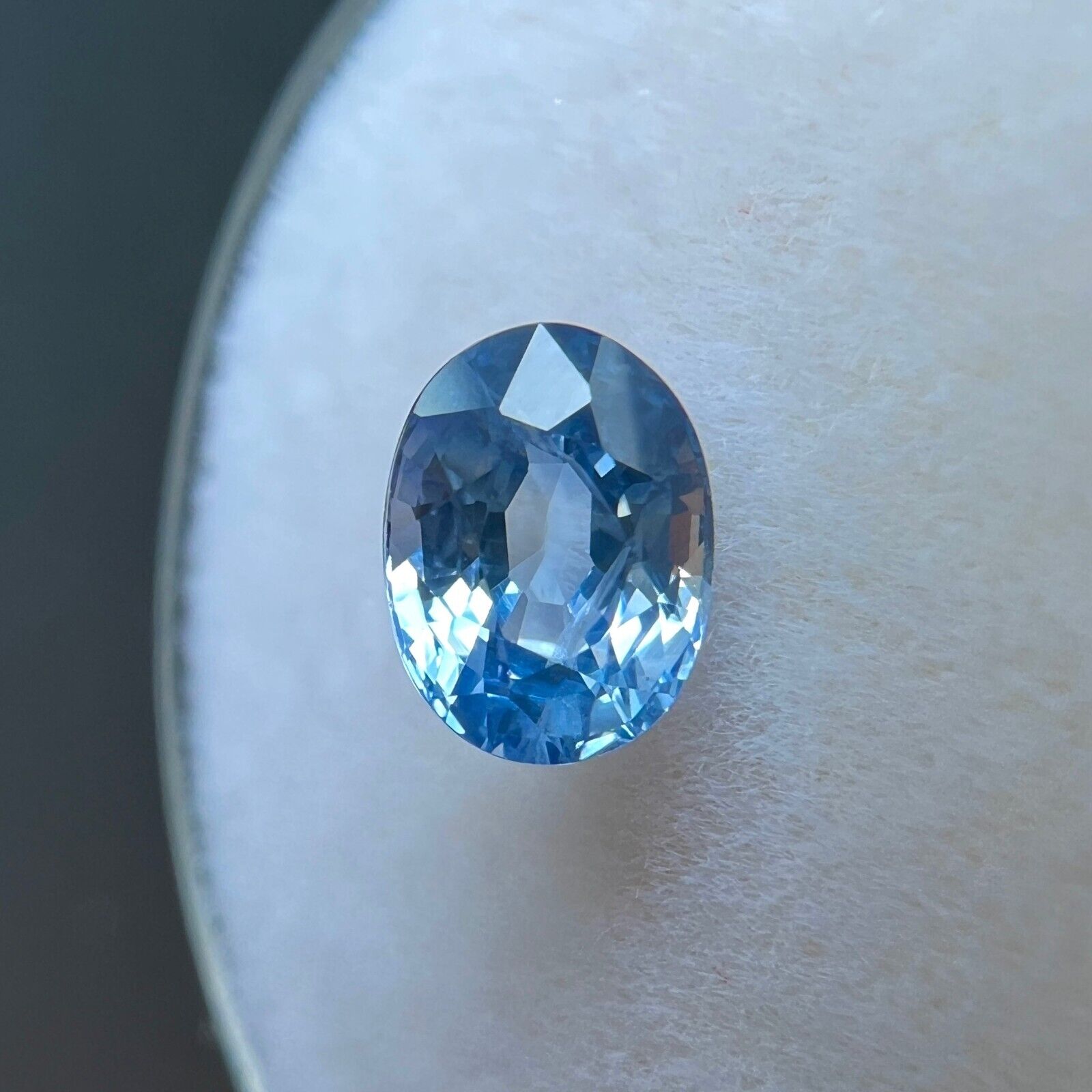 1.12ct CEYLON Sapphire Light Blue Oval Cut NATURAL 6.5x4.8mm Loose Gem VS — view 3