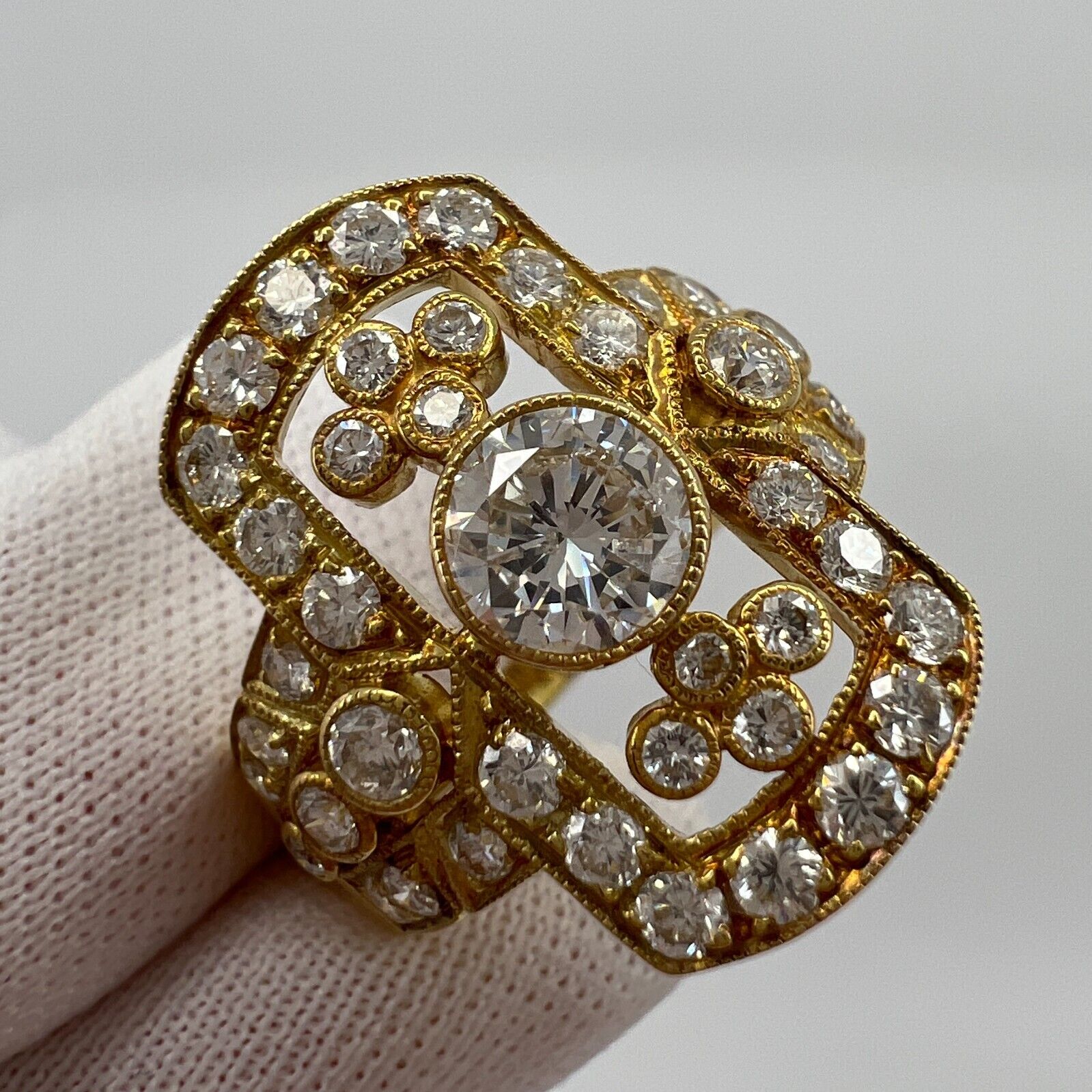 1.702ct Art Deco Vintage White Diamond Cluster Handmade 18k Yellow Gold Ring — view 3
