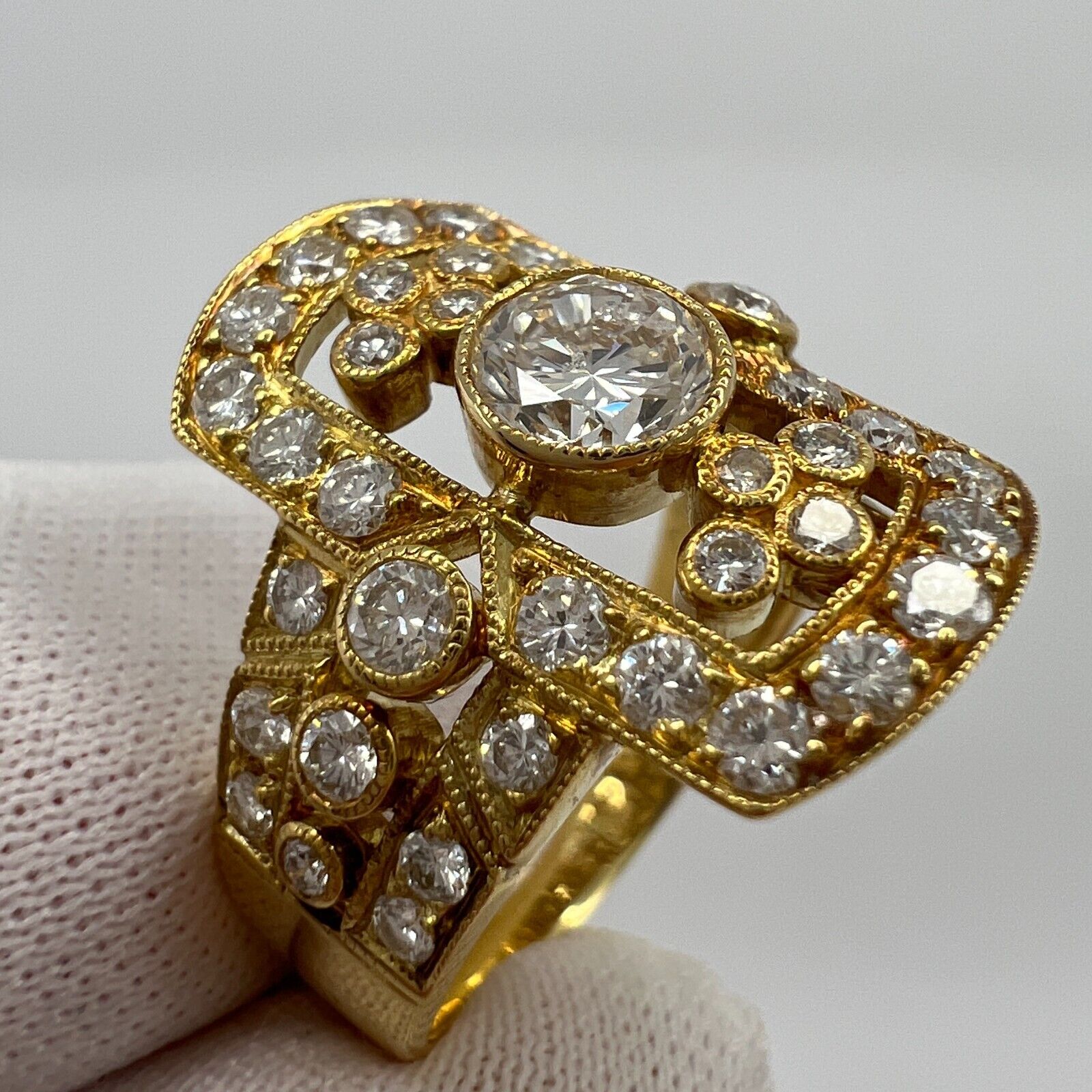 1.702ct Art Deco Vintage White Diamond Cluster Handmade 18k Yellow Gold Ring — view 4