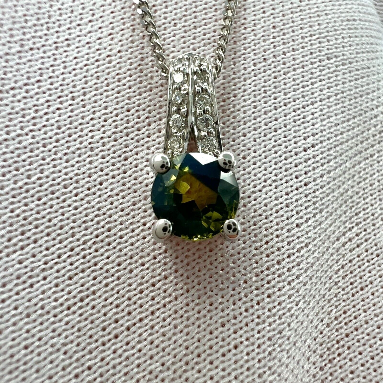 Natural Bi Colour Australian Sapphire And Diamond 18k White Gold Round Pendant — view 3
