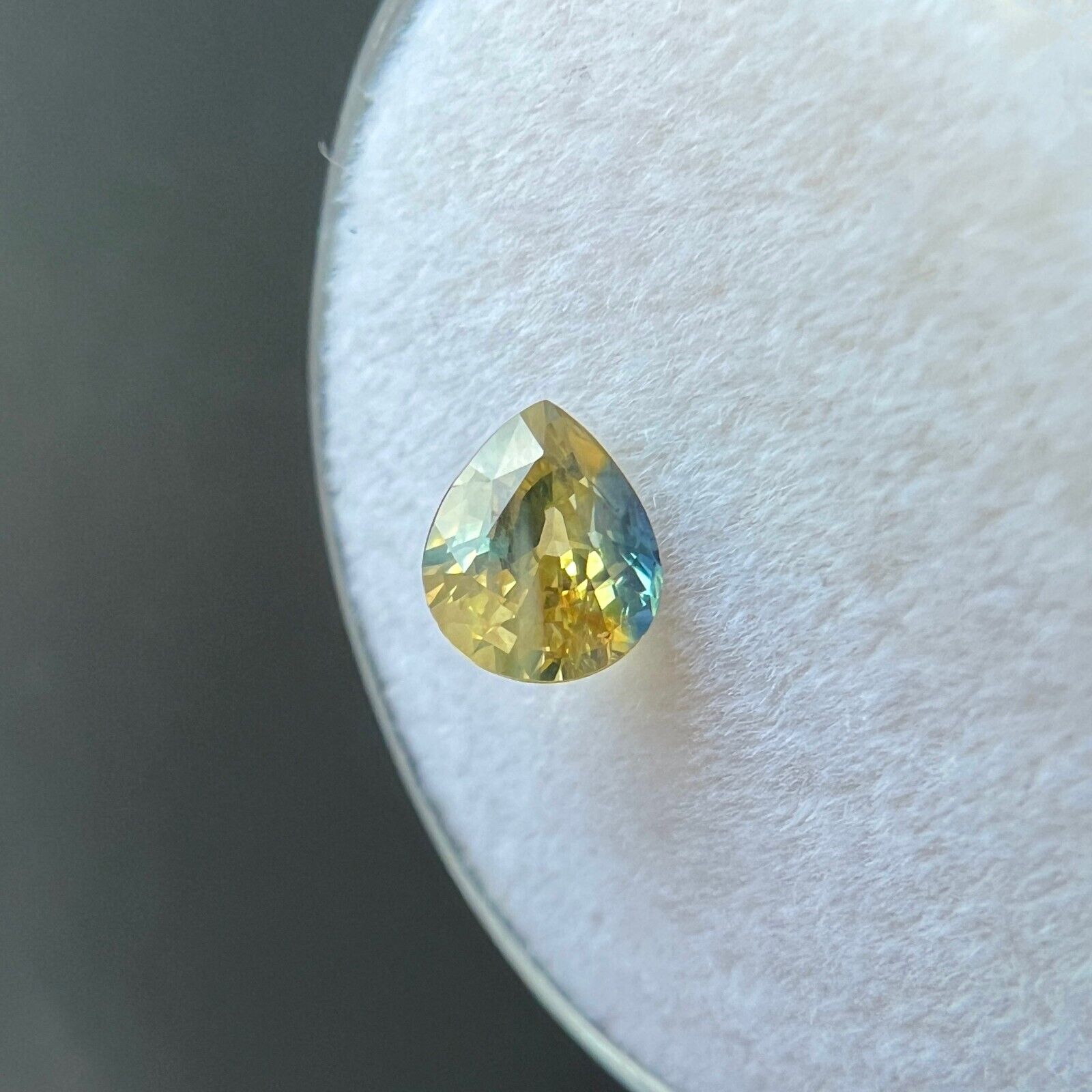 UNIQUE Untreated GIA CERTIFIED Parti Colour Sapphire Blue Yellow 0.82ct Pear VS — view 4