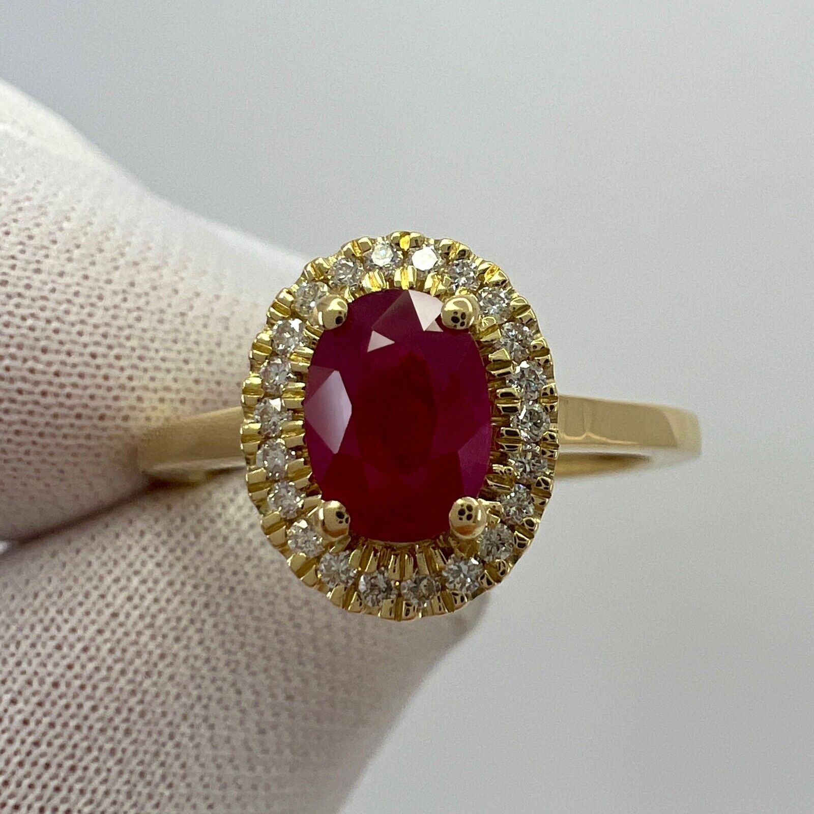 1.06 Carat Deep Red Ruby And Diamond Oval Cut 18k Yellow Gold Halo Cluster Ring — view 5
