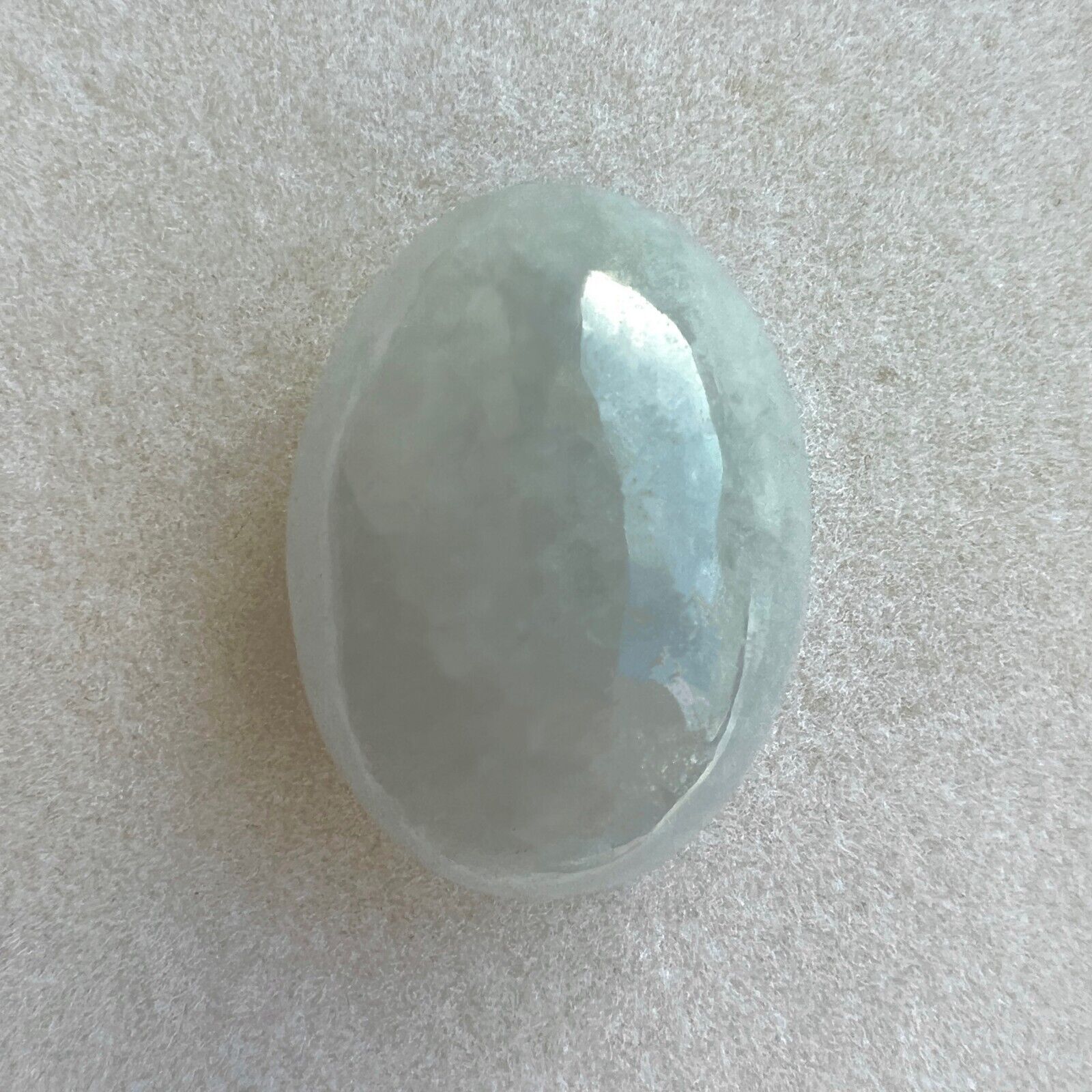 27.15ct IGI CERTIFIED Grey White 'Ice' Jadeite Jade ‘A’ Grade Cabochon UNTREATED — view 3