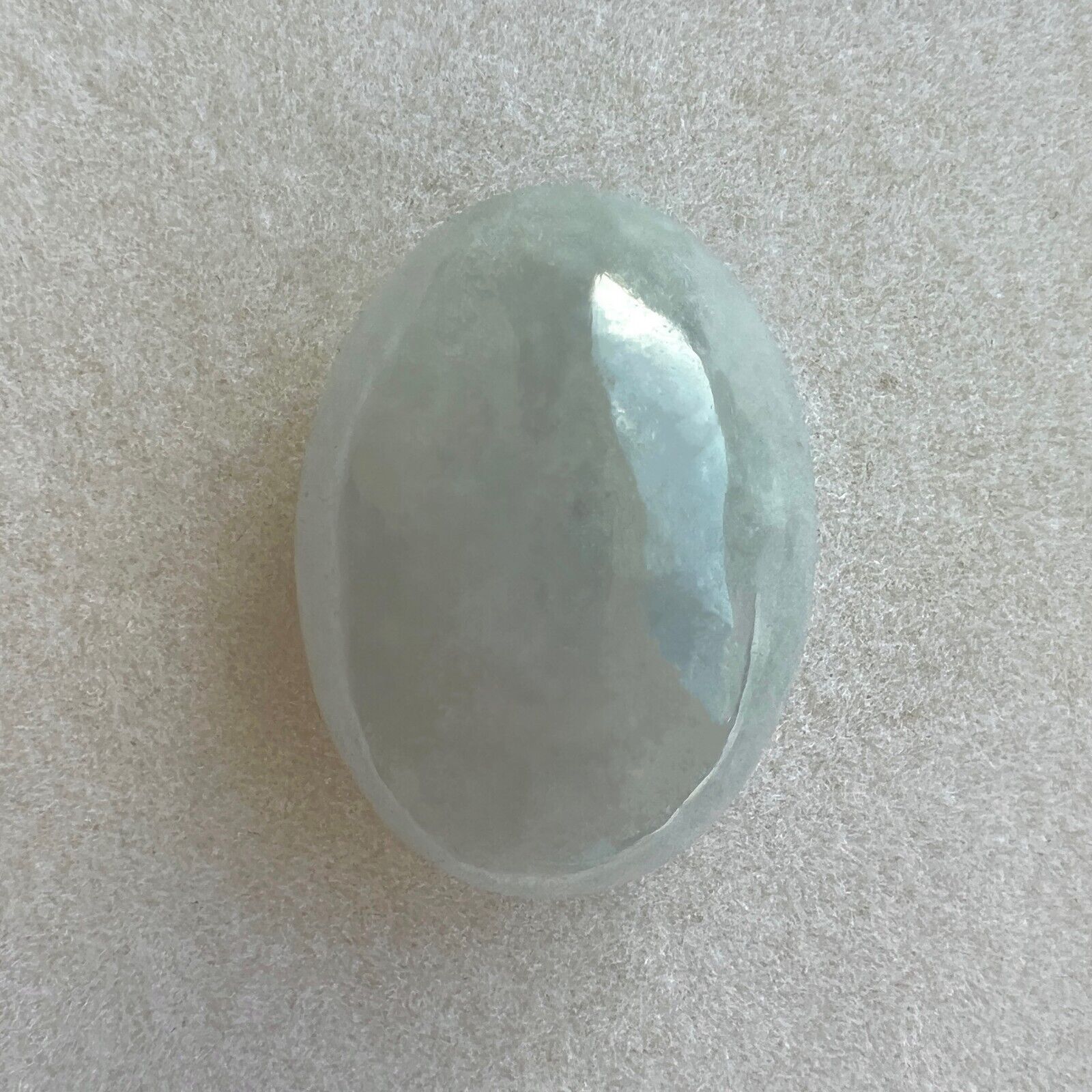 27.15ct IGI CERTIFIED Grey White 'Ice' Jadeite Jade ‘A’ Grade Cabochon UNTREATED — view 4