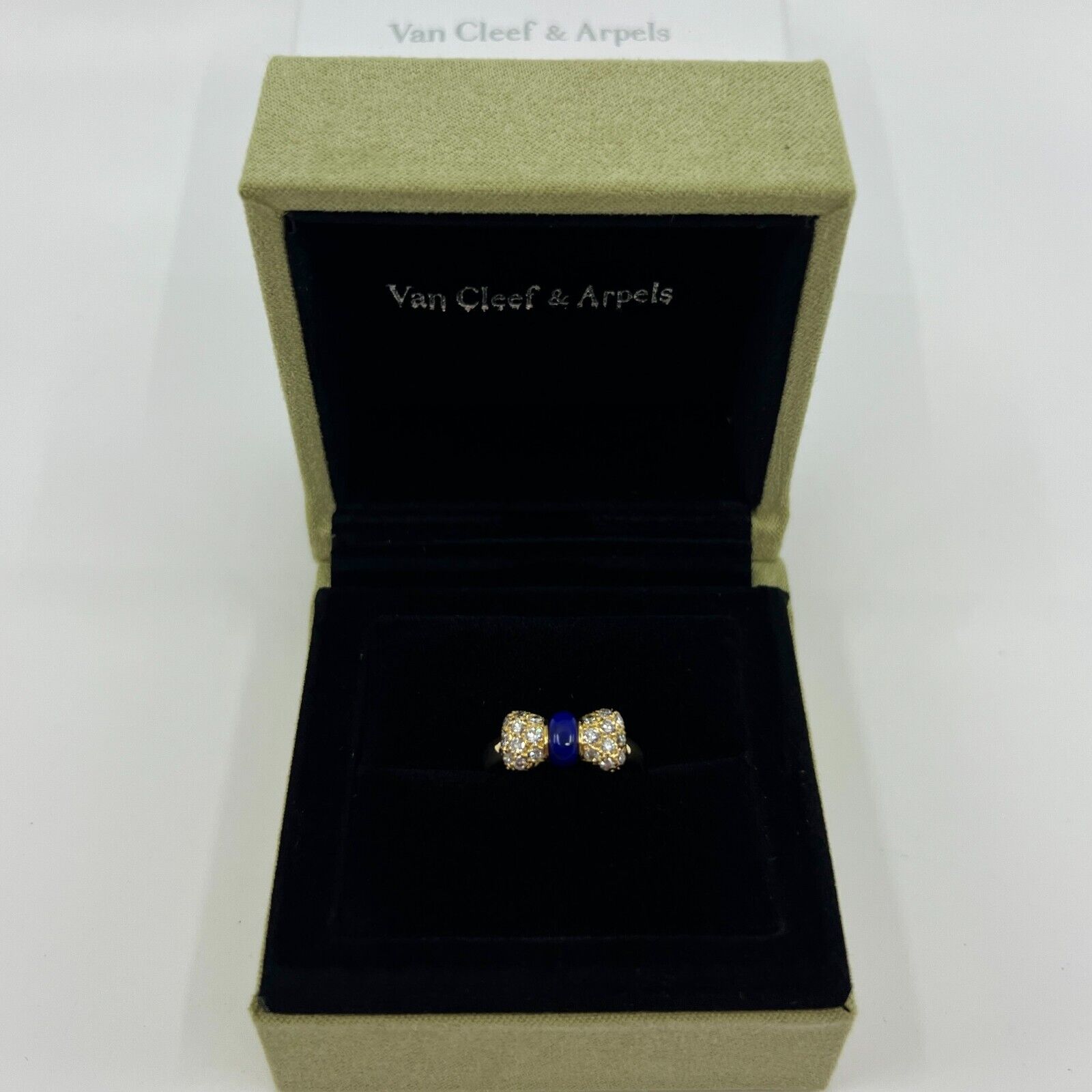 Vintage Van Cleef & Arpels Lapis Lazuli Diamond 18k Yellow Gold Ribbon Bow Ring — view 2
