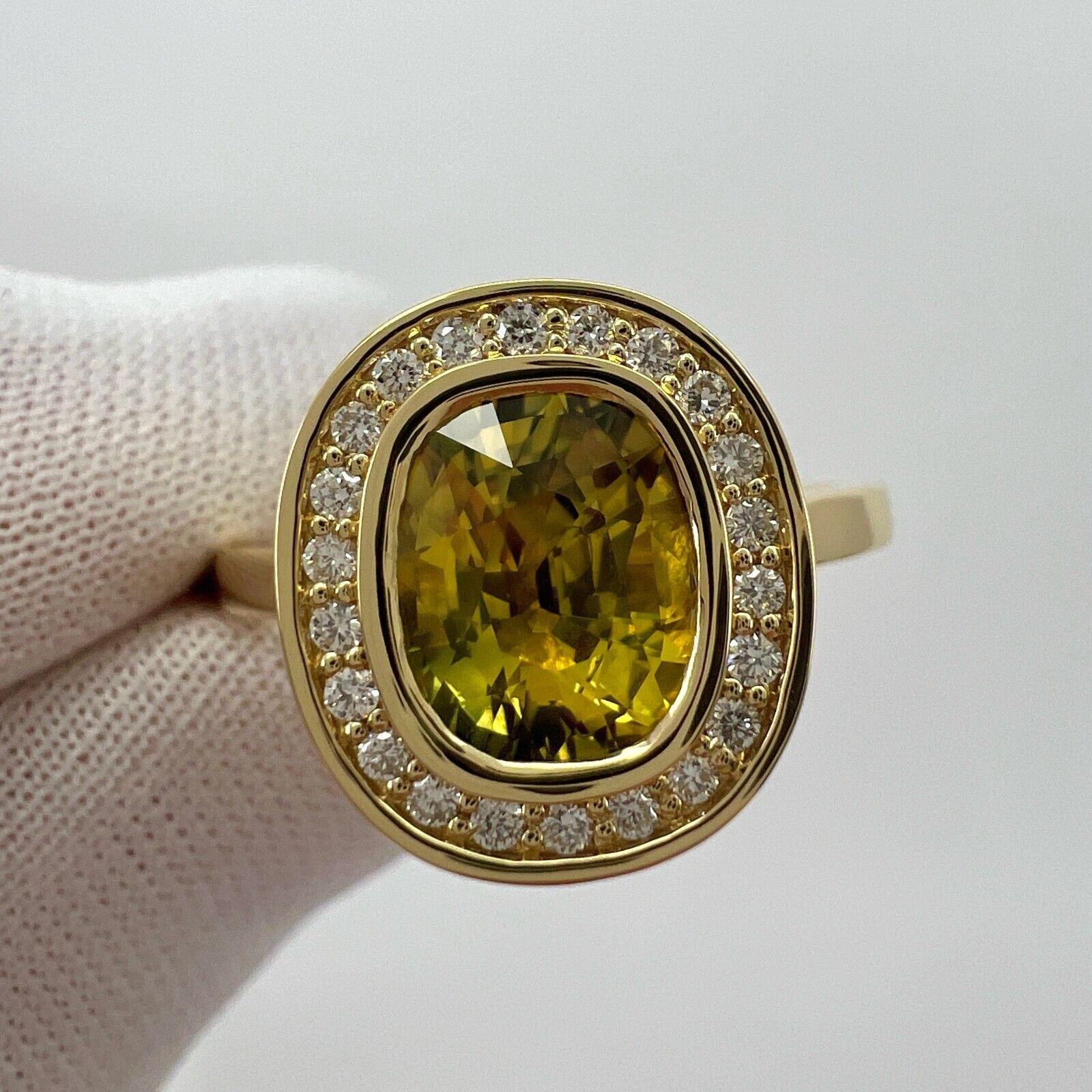 GIA Certified 2.12ct Untreated Yellow Sapphire Diamond 18k Yellow Gold Halo Ring — view 4