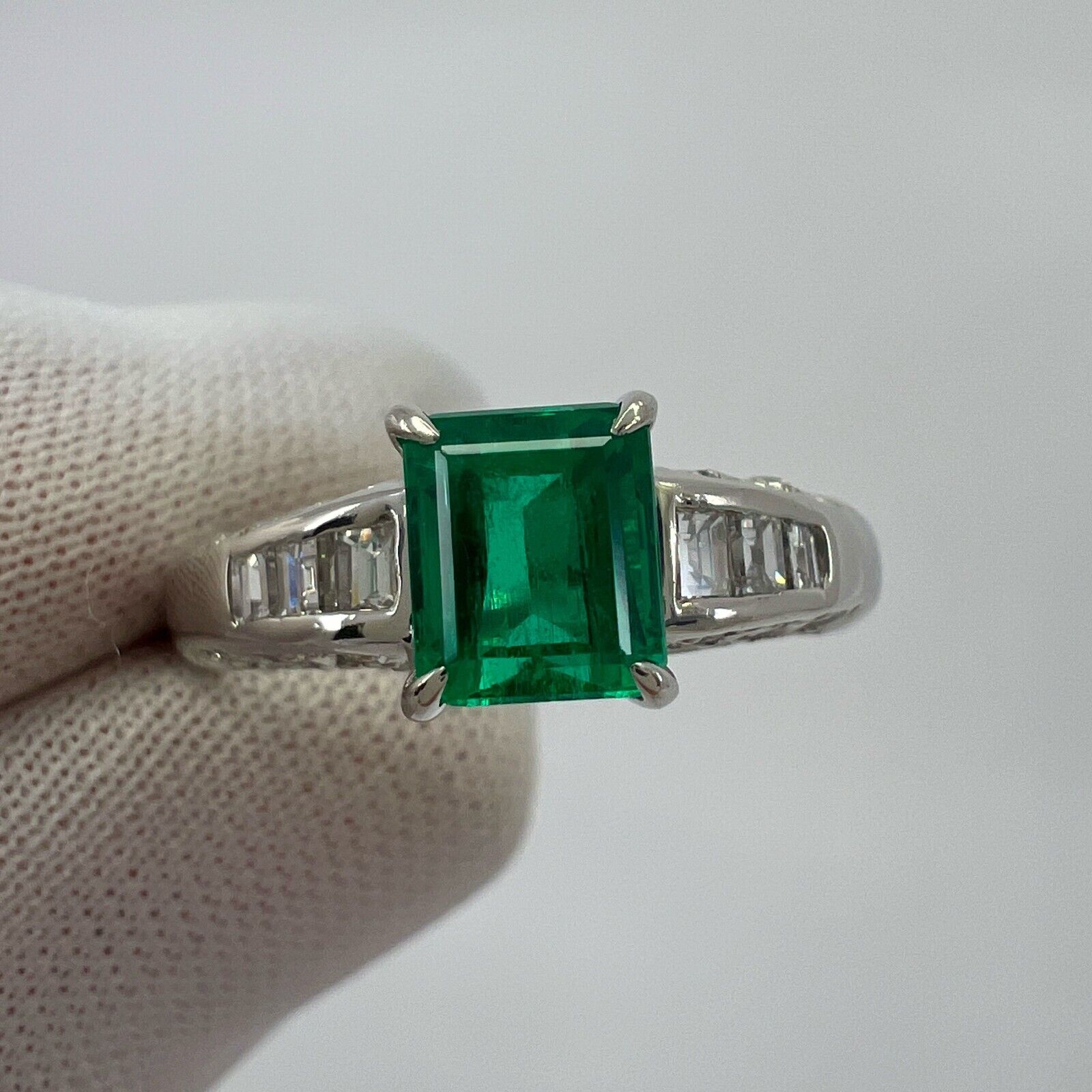1.08ct Fine Green Colombian Emerald And Diamond Platinum Modern Solitaire Ring — view 2