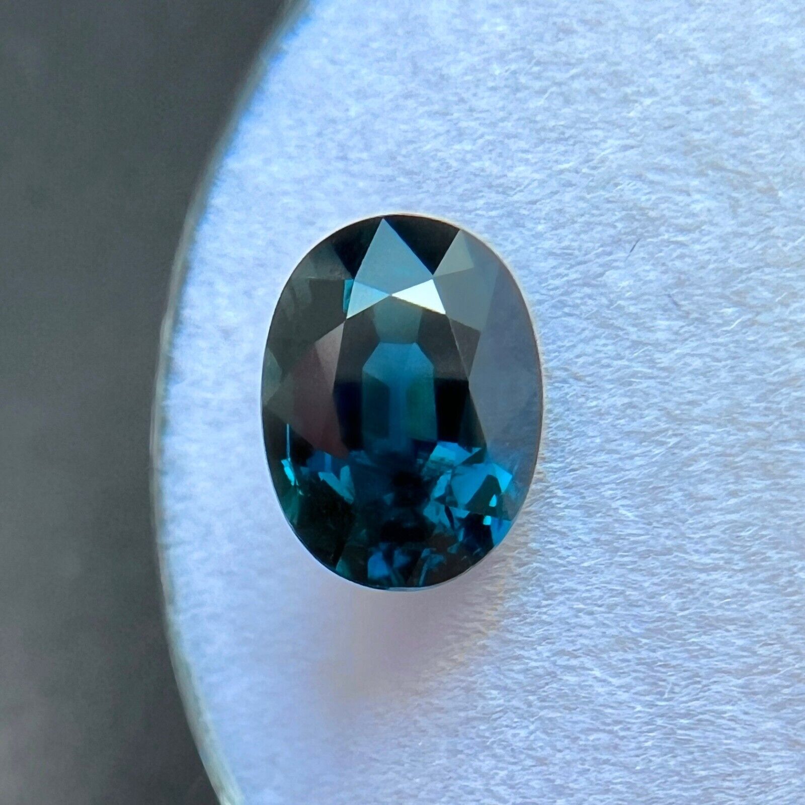 Fine 2.14ct NATURAL Deep Green Blue Sapphire Oval Cut Loose Gemstone 8.5x6.2mm — view 3