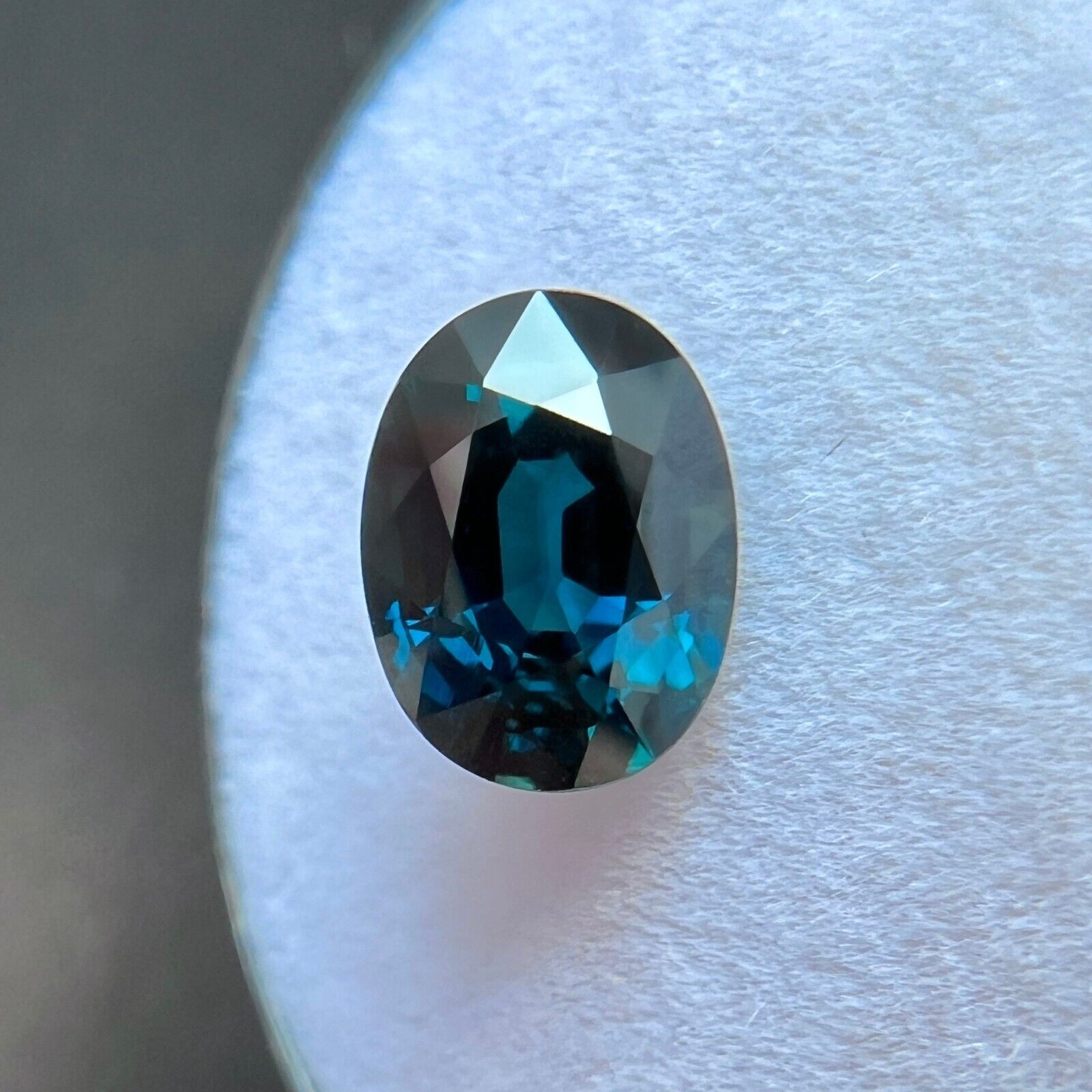 Fine 2.14ct NATURAL Deep Green Blue Sapphire Oval Cut Loose Gemstone 8.5x6.2mm — view 5