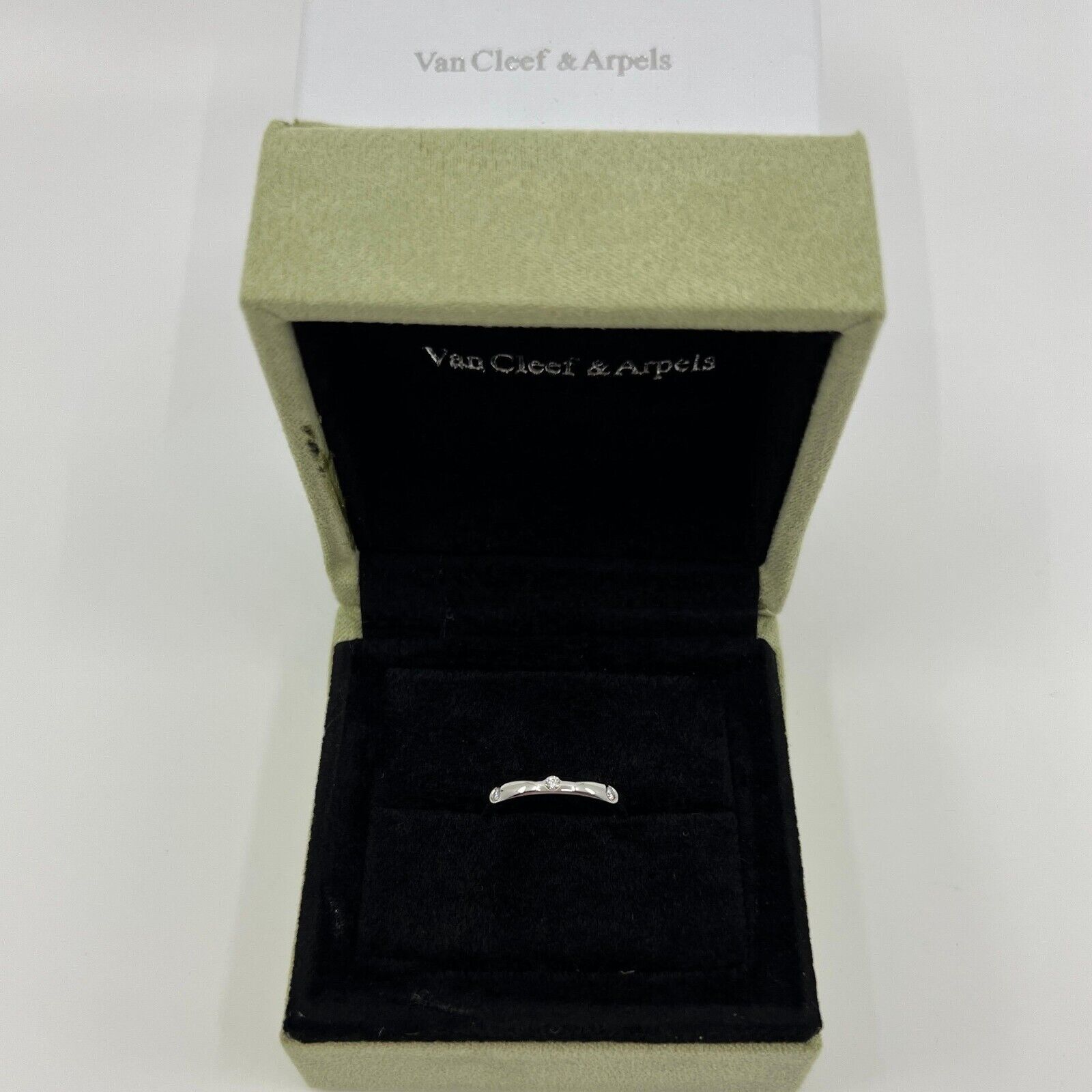 Vintage Van Cleef & Arpels Natural Diamond Platinum Band Etoile Ring 5.25 EU50 — view 2