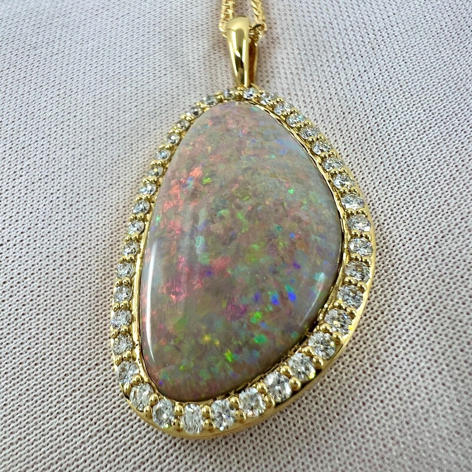20 Carat Australian Coober Pedy Opal & Diamond 18k Yellow Gold Pendant Necklace — view 3