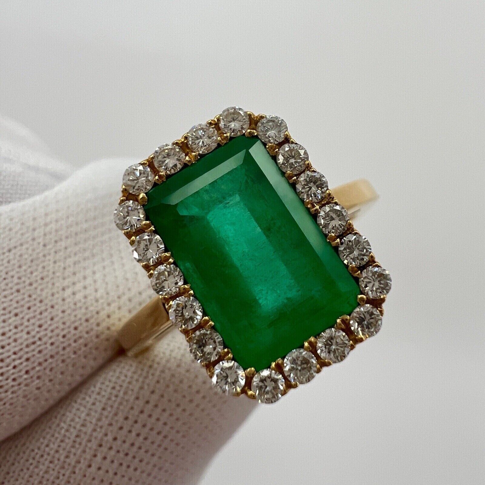 GIA CERTIFIED 3.06 Carat Colombian Emerald & Diamond 18k Yellow Gold Halo Ring — view 5