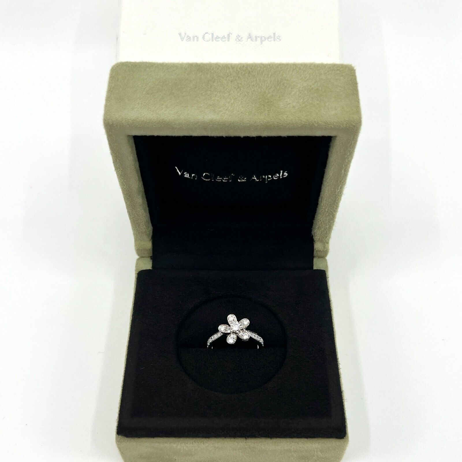 Rare Vintage Van Cleef & Arpels Socrate Diamond 18k White Gold Flower Ring Cert — view 2
