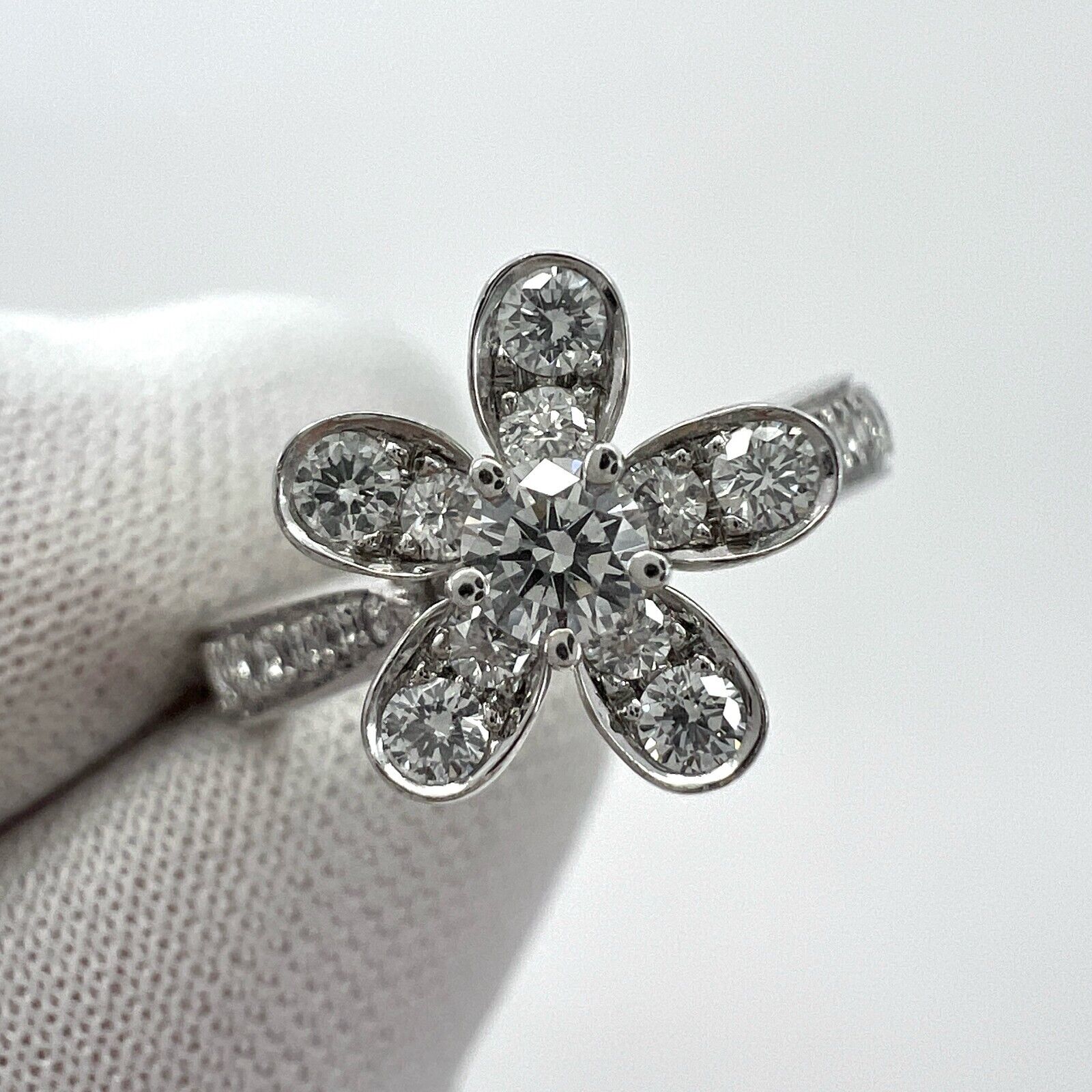Rare Vintage Van Cleef & Arpels Socrate Diamond 18k White Gold Flower Ring Cert — view 3