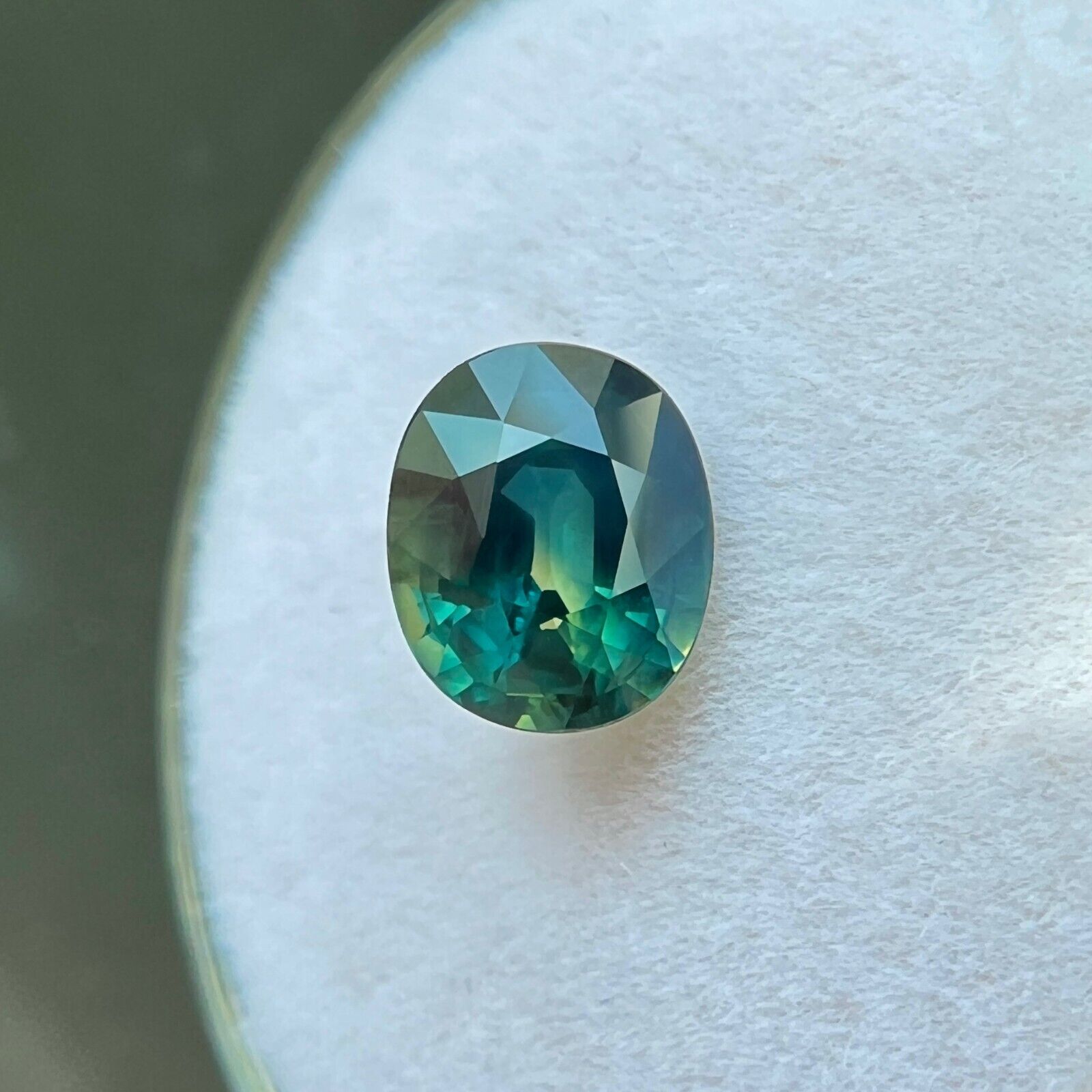UNIQUE 1.63ct NATURAL Blue Green PARTI Colour Sapphire Oval Cut RARE 7.2x6mm VS — view 4