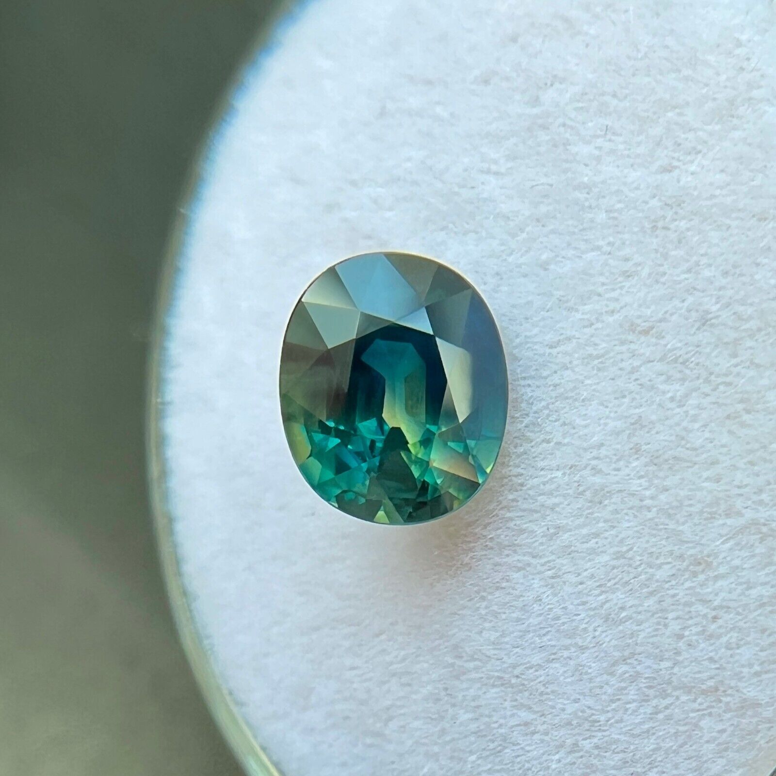 UNIQUE 1.63ct NATURAL Blue Green PARTI Colour Sapphire Oval Cut RARE 7.2x6mm VS — view 5