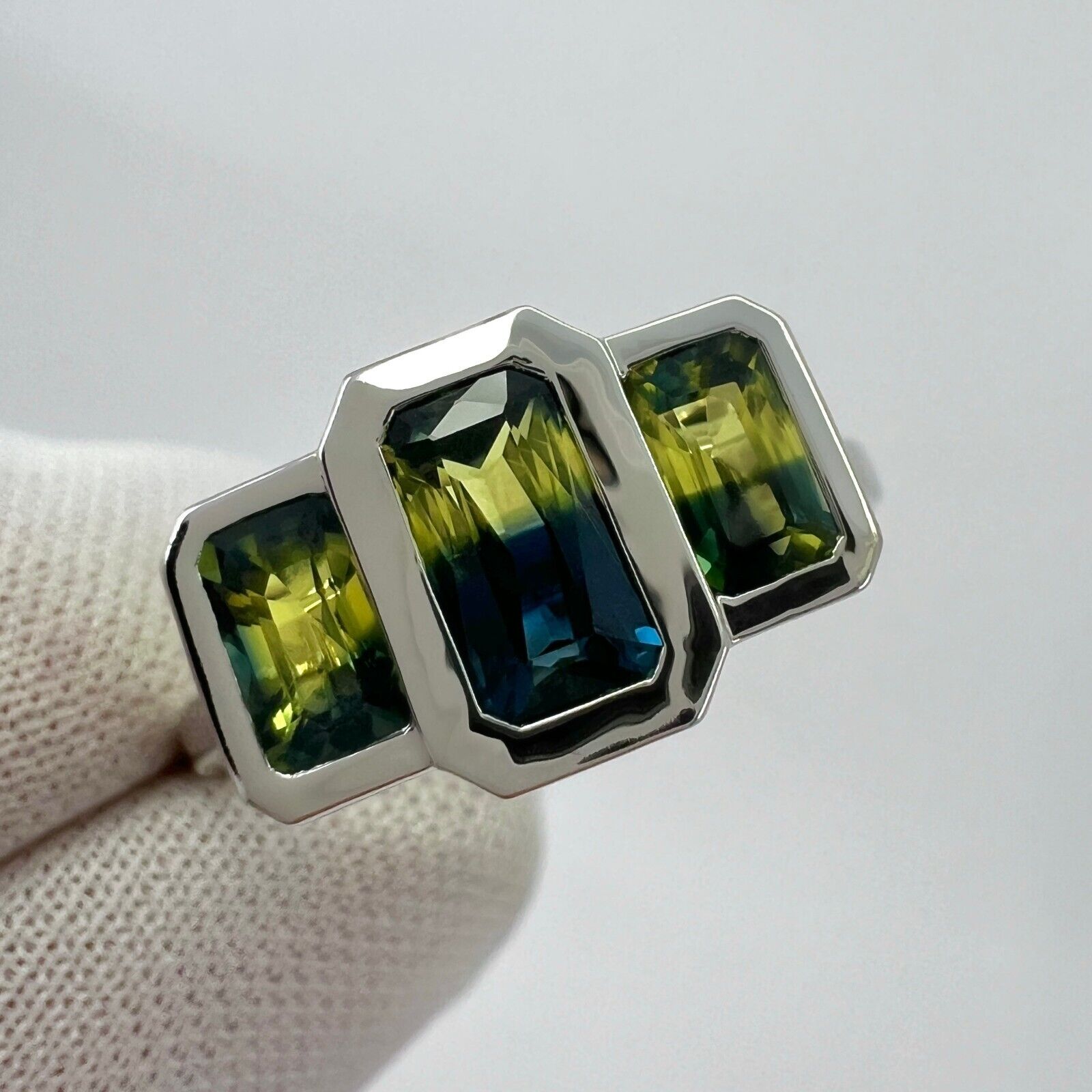 2.00ct Bi Colour Yellow Blue Australian Sapphire 18k White Gold Three Stone Ring — view 2