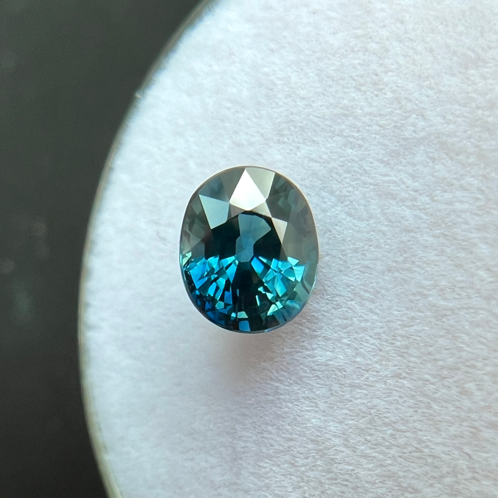 1.11ct GIA CERTIFIED Natural VIVID Blue Sapphire Oval Cut Gemstone 6.1x5.1mm — view 5