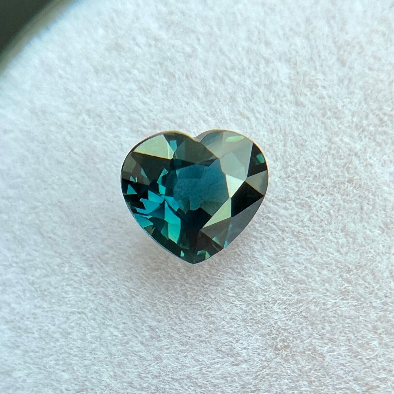 Natural GRA Certified 1.06ct Teal Blue Sapphire UNTREATED Heart Cut 6.3x5.7mm IF — view 4