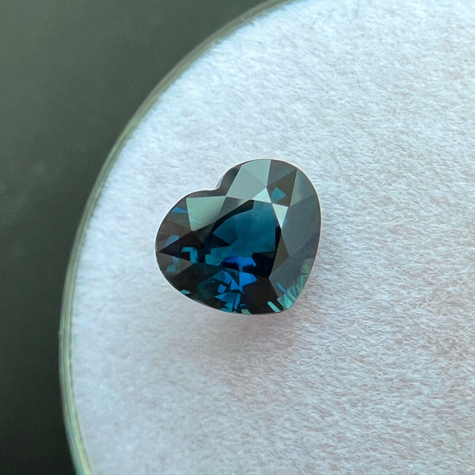 1.36ct Natural Heart Cut Sapphire GRA Certified Deep Blue Teal UNTREATED IF — view 4