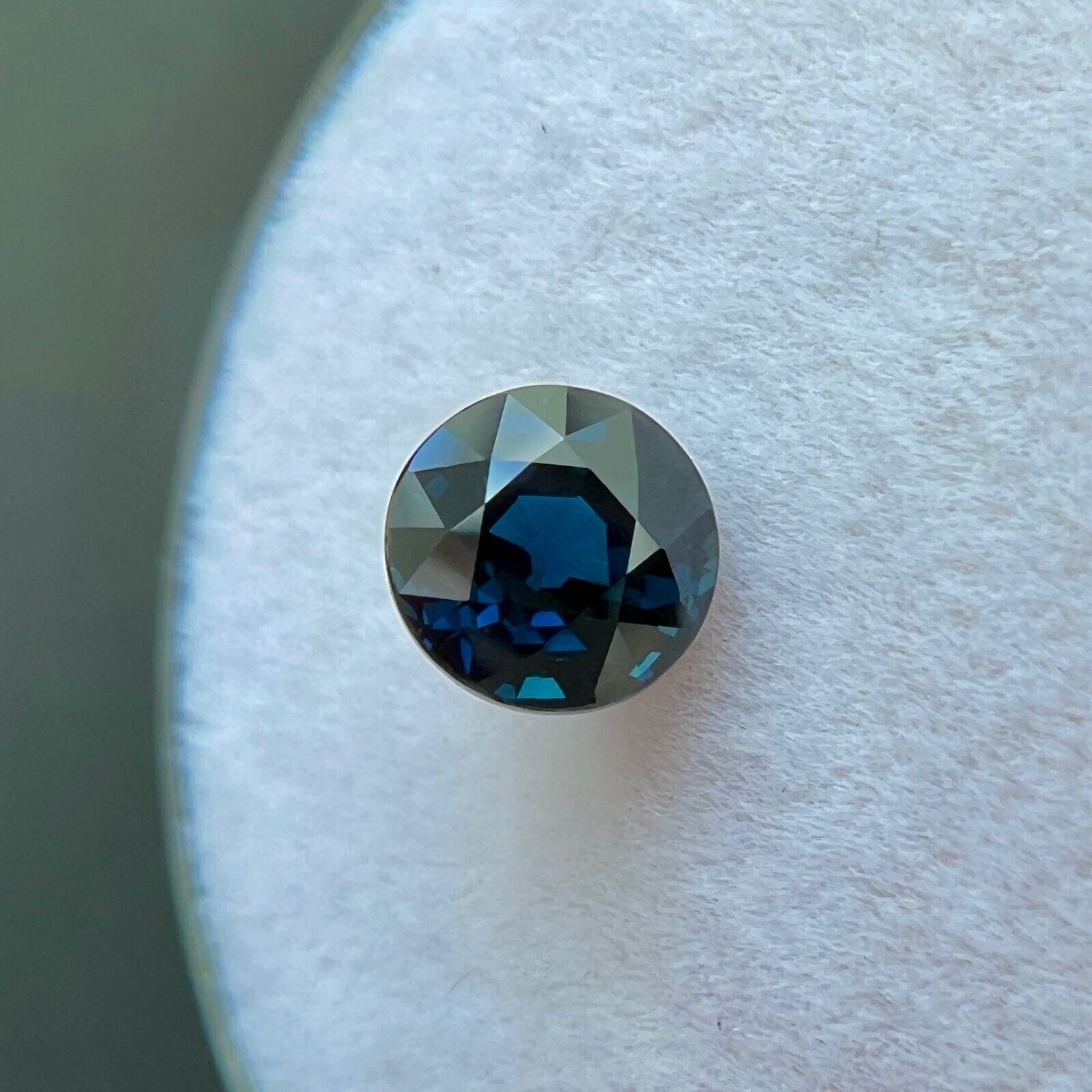 GIA CERTIFIED 1.02ct UNTREATED Dark Blue Sapphire Round Cut Untreated Loose Gem — view 5