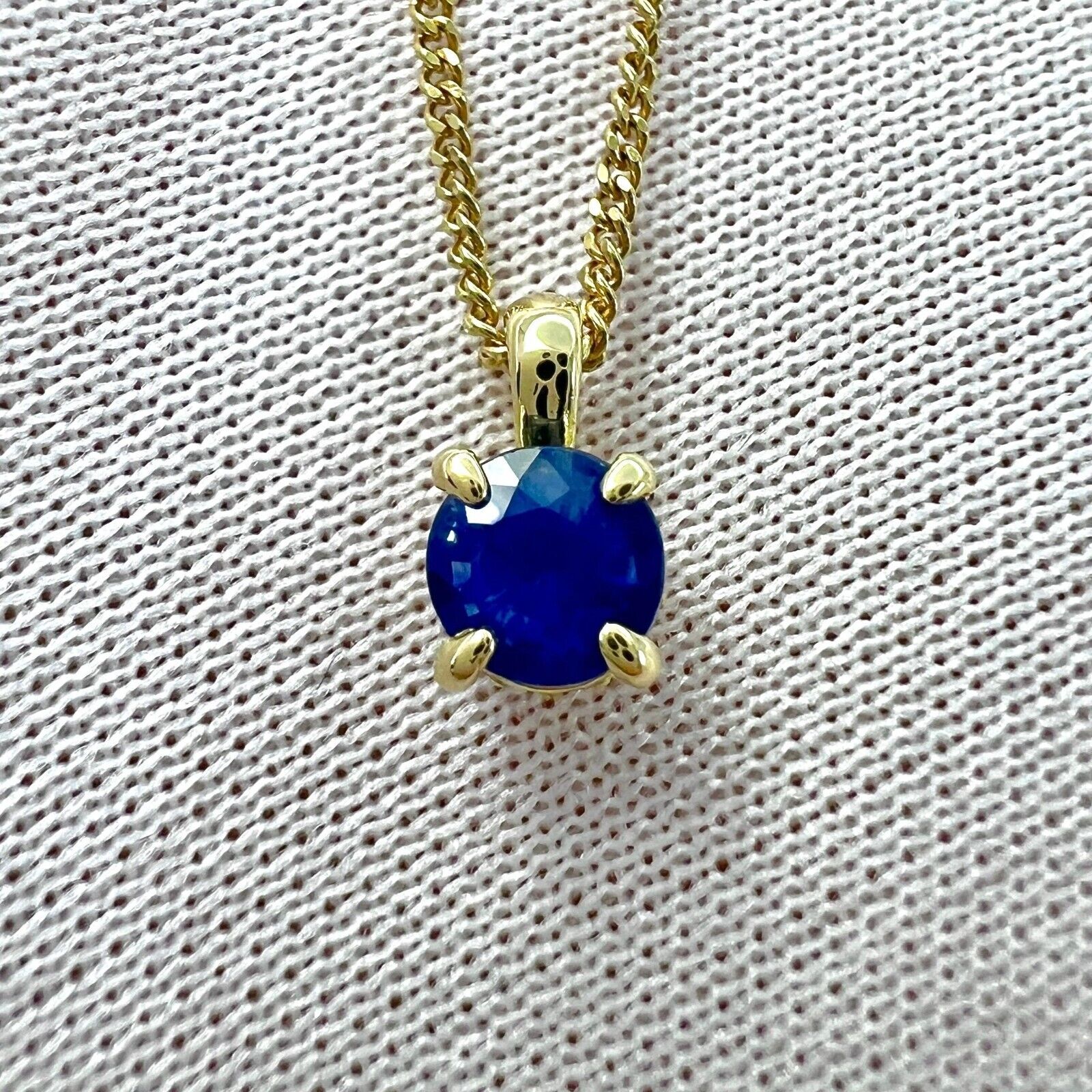 Round Cut Cornflower Blue Ceylon Sapphire 18k Gold Diamond Hidden Halo Pendant — view 2