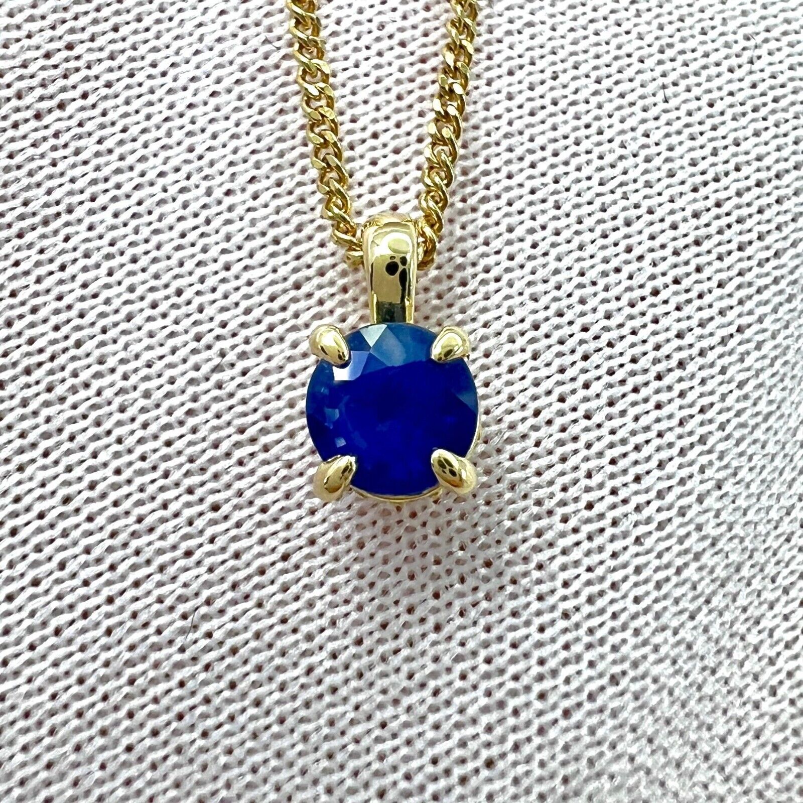 Round Cut Cornflower Blue Ceylon Sapphire 18k Gold Diamond Hidden Halo Pendant — view 5
