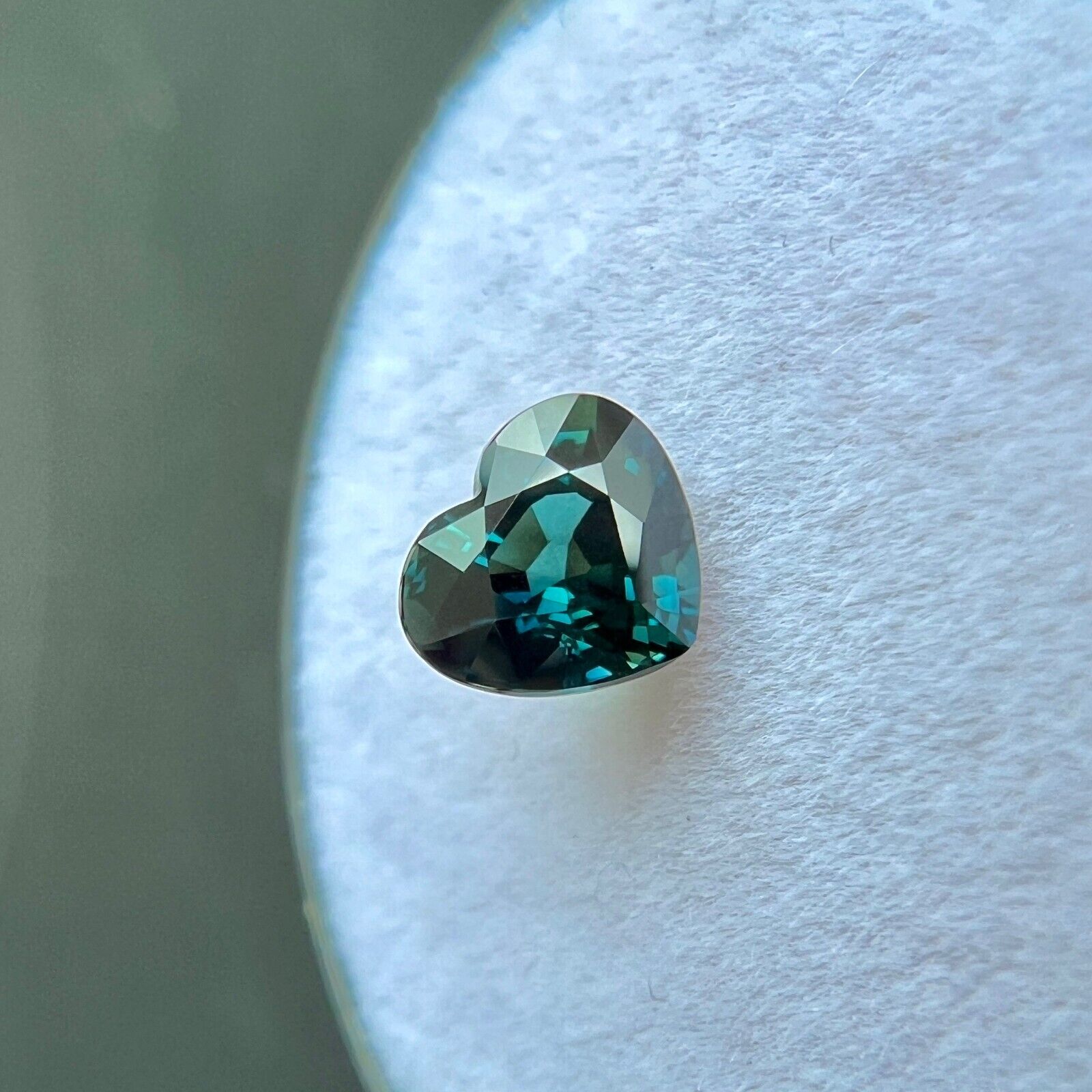 NATURAL 1.07ct Untreated Deep Green Blue Sapphire GIA CERTIFIED Heart Cut Gem — view 3