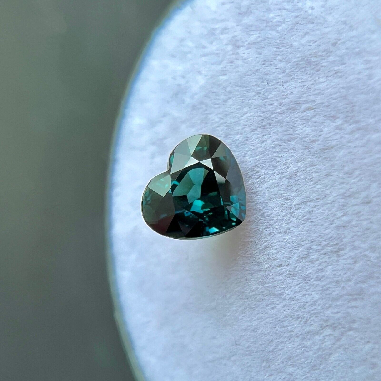 NATURAL 1.07ct Untreated Deep Green Blue Sapphire GIA CERTIFIED Heart Cut Gem — view 4