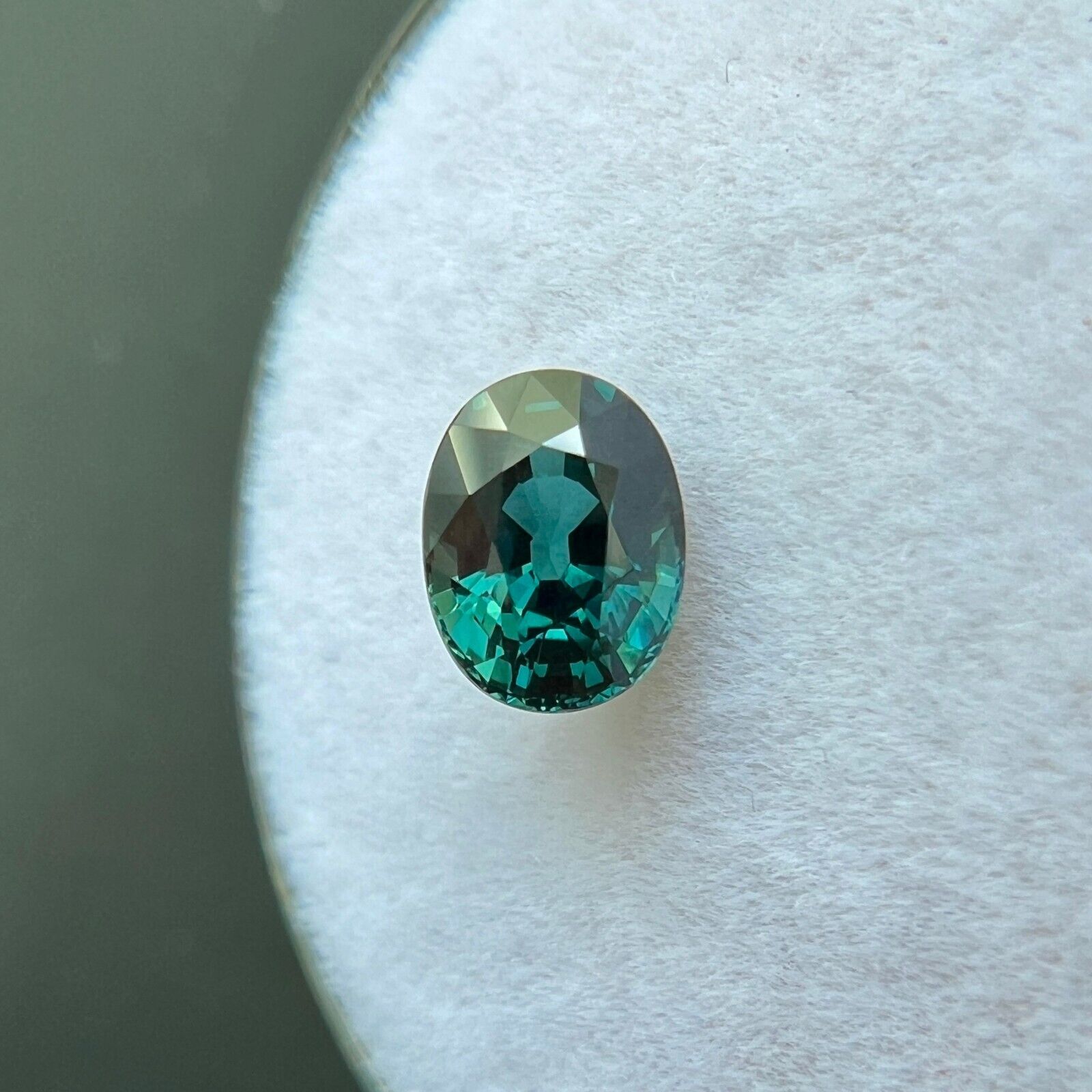 GIA CERTIFIED 1.11ct UNHEATED Deep Green Blue Sapphire Oval Cut Untreated Gem — view 4