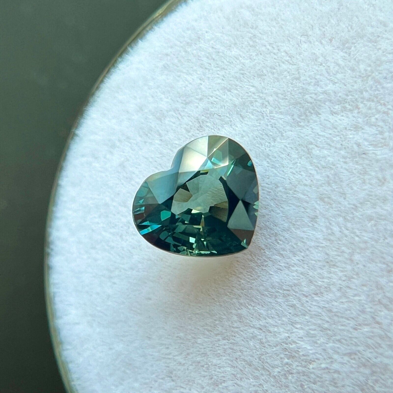 NATURAL 1.05ct UNTREATED Green Blue Sapphire GIA CERTIFIED Unheated Heart Cut IF — view 4