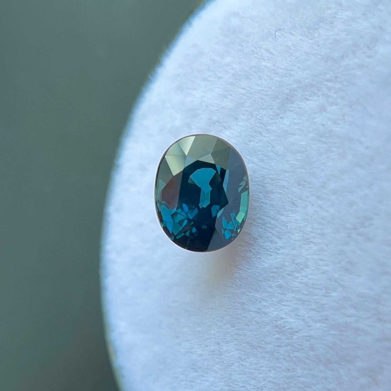 Natural Deep TEAL Blue Sapphire 1.02ct GIA CERTIFIED 5.8x4.7mm Oval UNTREATED — view 4