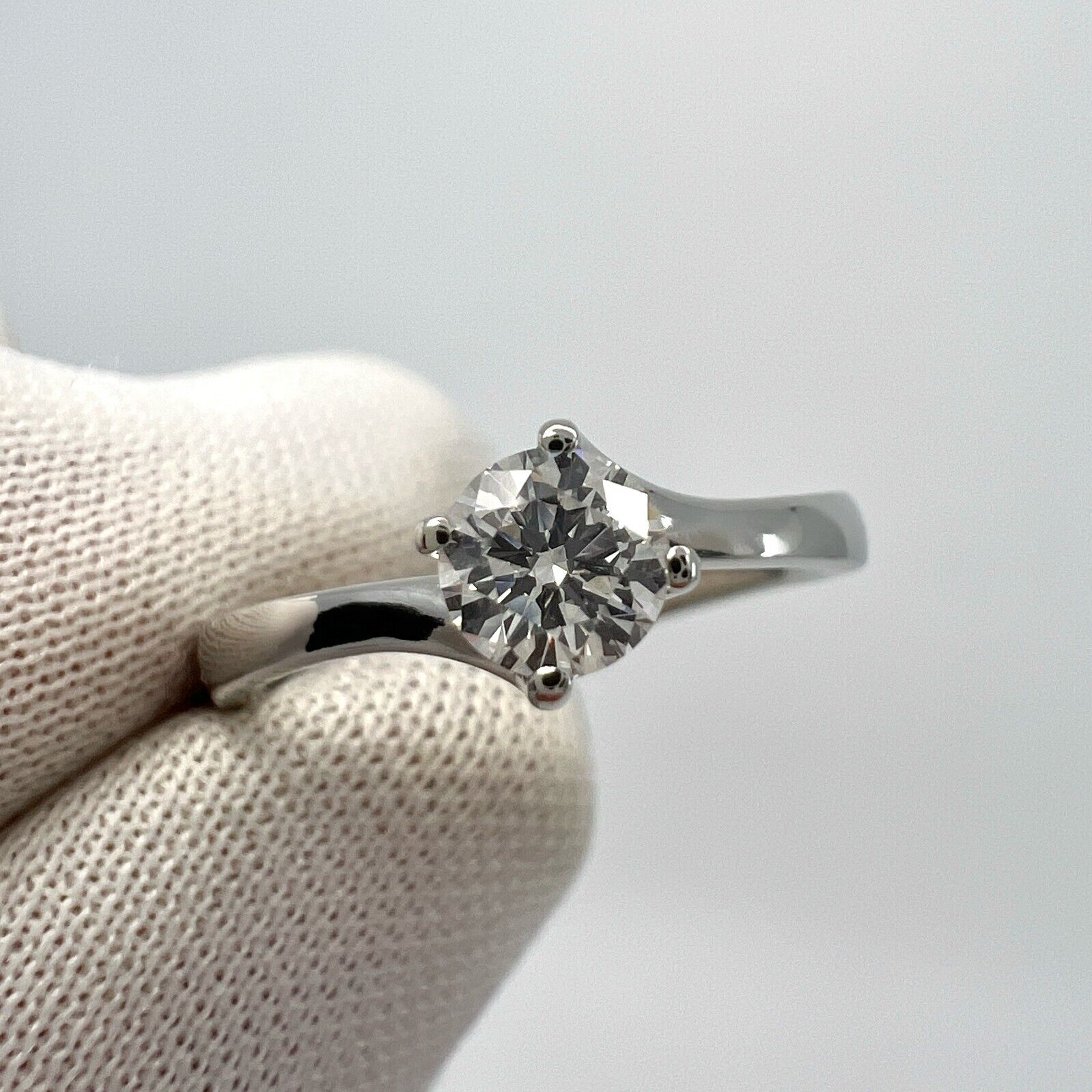 IGI Certified Natural Round D Flawless Diamond 950 Platinum Solitaire Ring — view 5