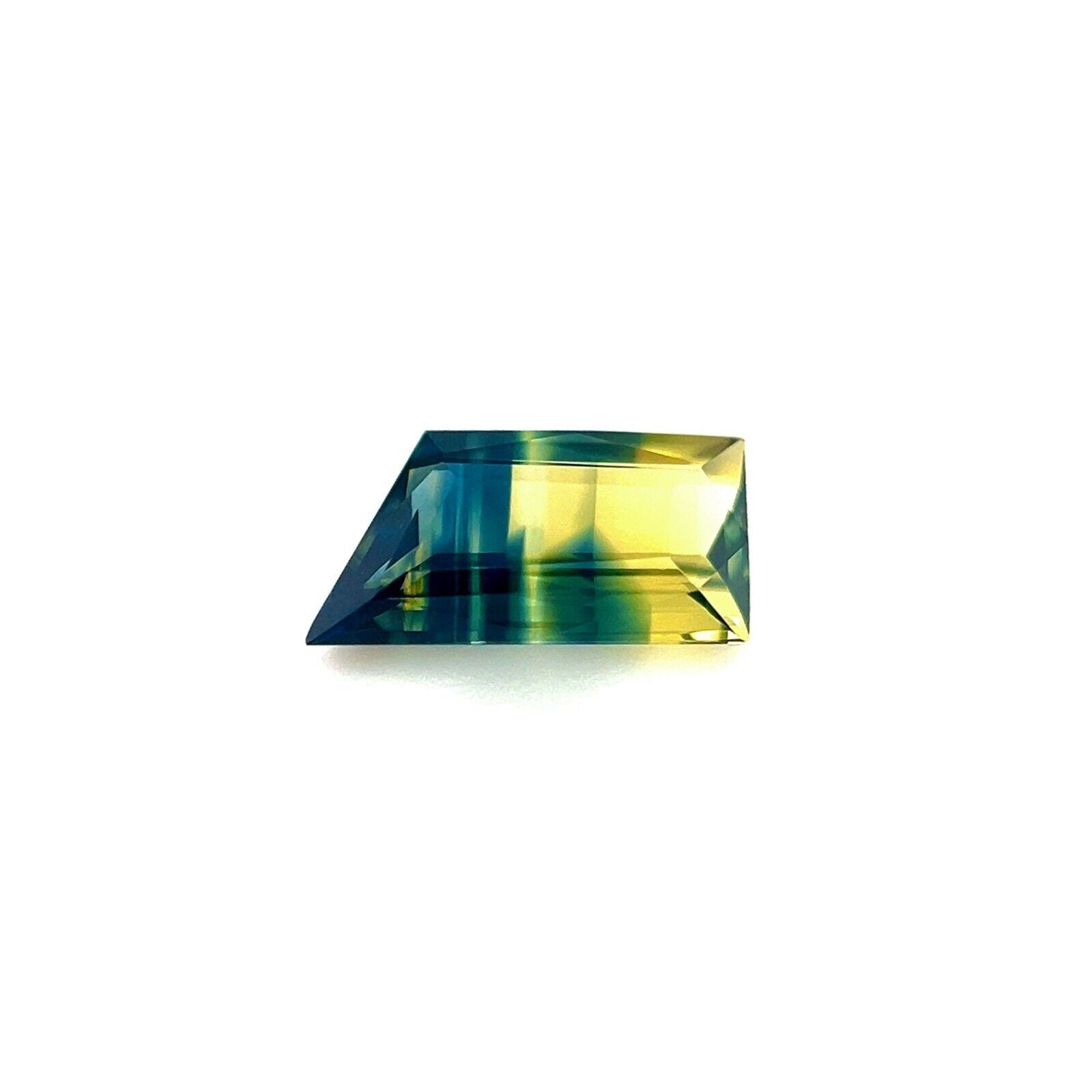 GIA Certified UNIQUE 1.13ct Bi Colour Sapphire Bi Colour UNTREATED Fancy Cut Gem — view 1