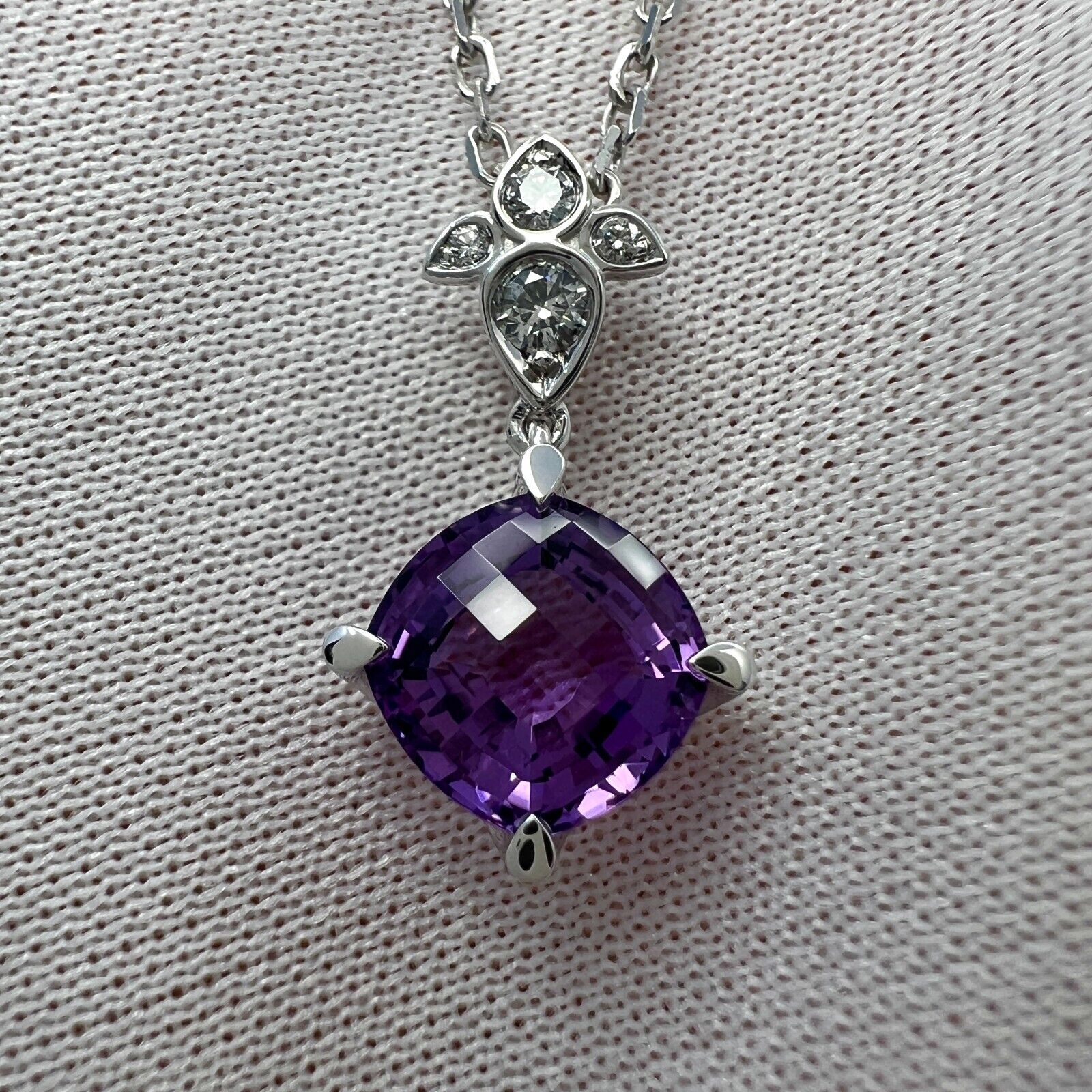 Rare Cartier Inde Mysterieuse Purple Amethyst Diamond 18k White Gold Necklace — view 5