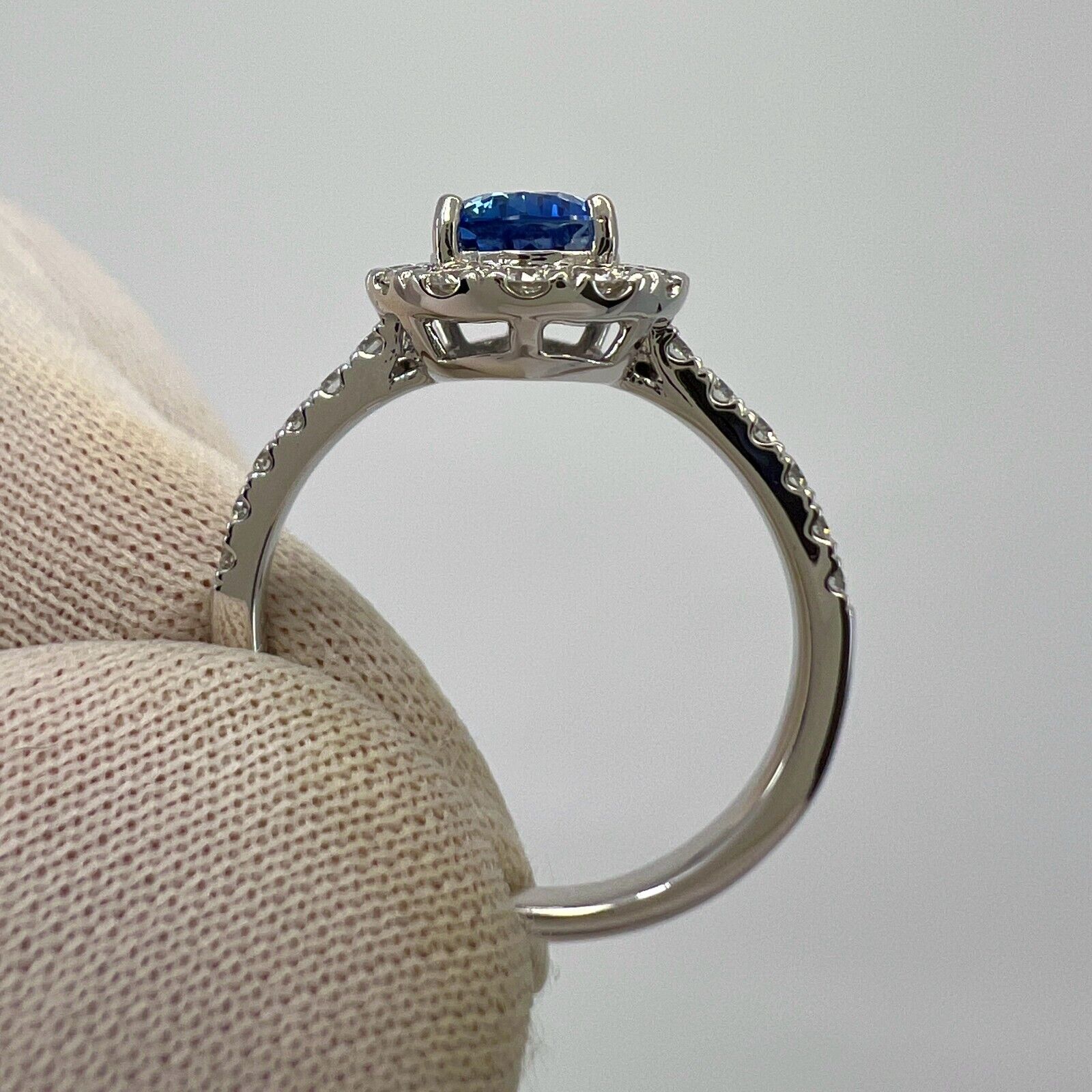 2.13ct Fine Cornflower Blue Ceylon Sapphire And Diamond 18k White Gold Halo Ring — view 4