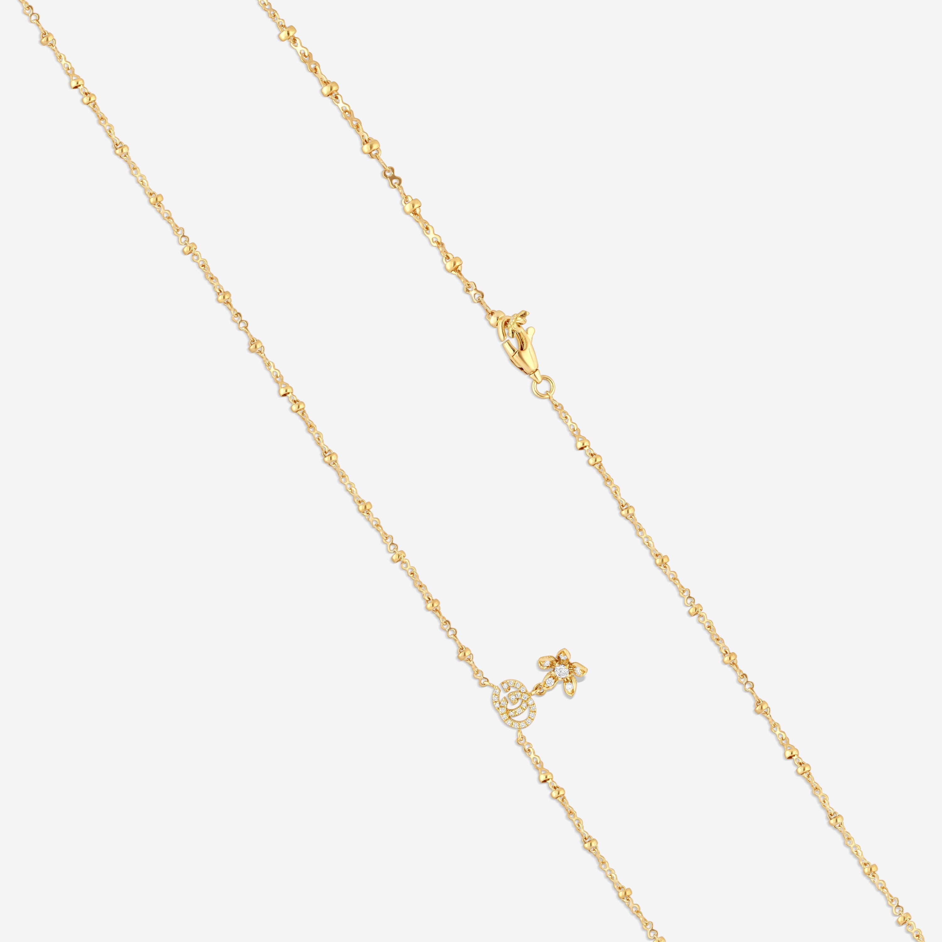 Gucci Flora 18K Yellow Gold Diamond Pendant Necklace YBB58184200200U — view 3