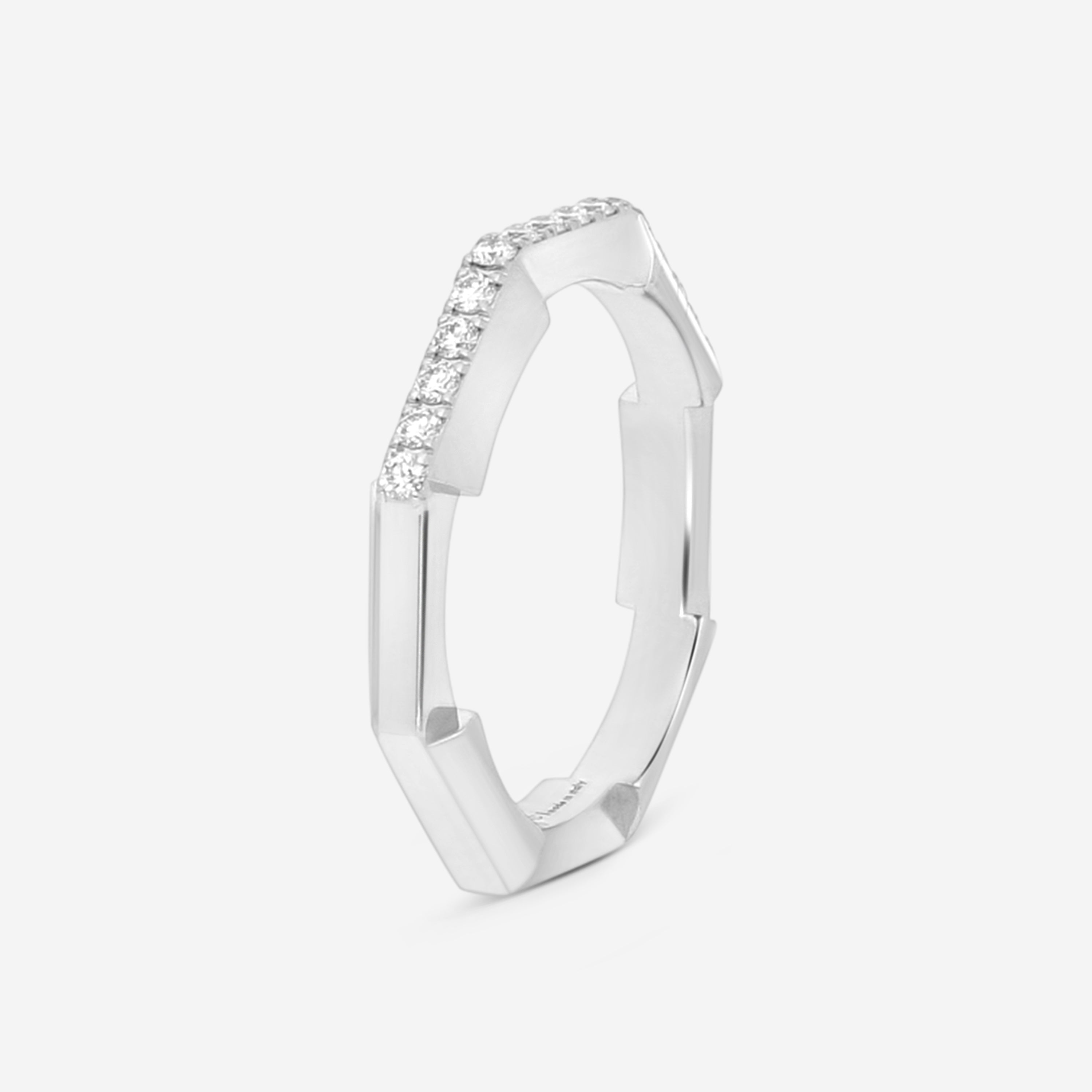 Gucci Link to Love 18K White Gold Diamond Band Ring YBC662140001006 — view 2