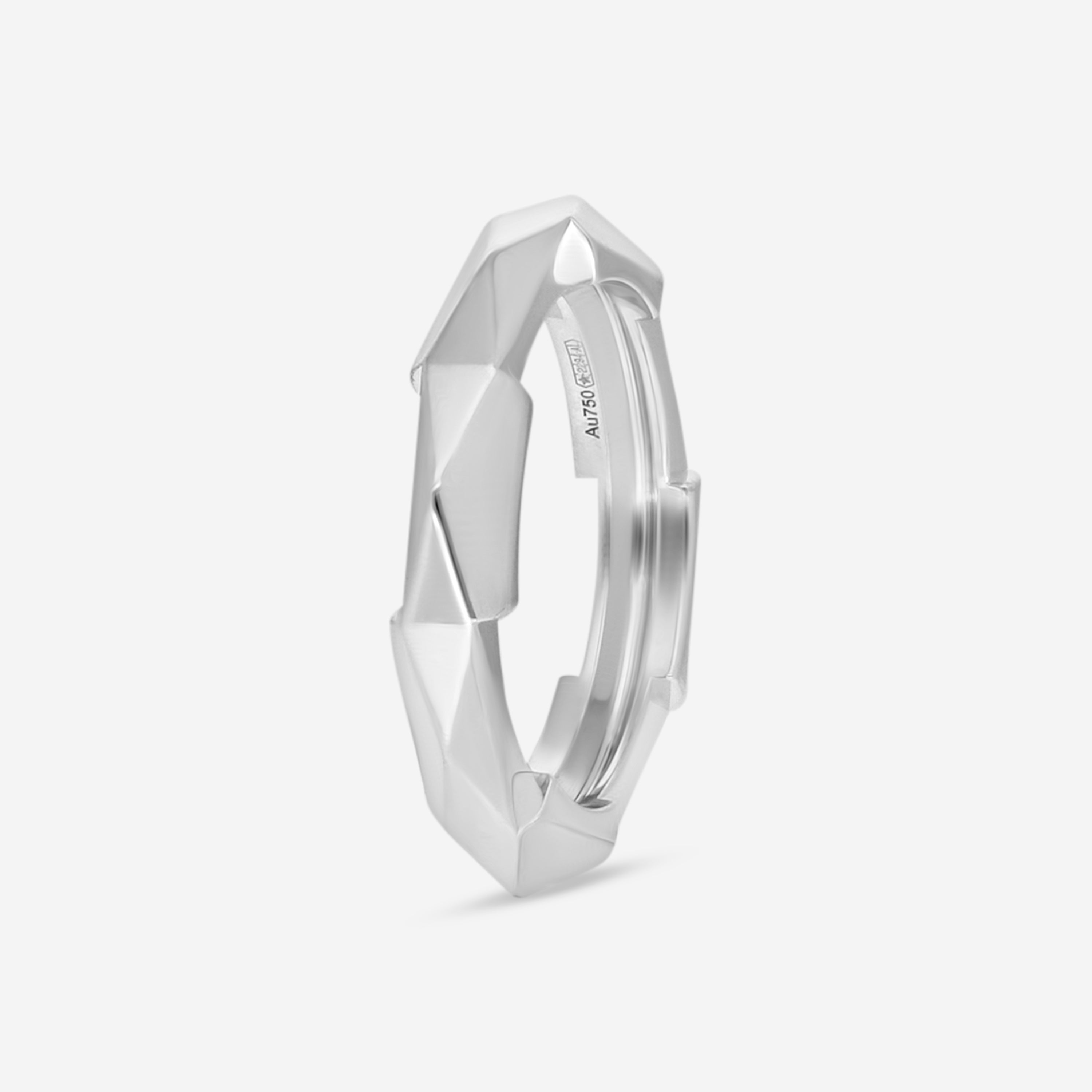 Gucci Link to Love 18K White Gold Studded Ring YBC662177002012 — view 2