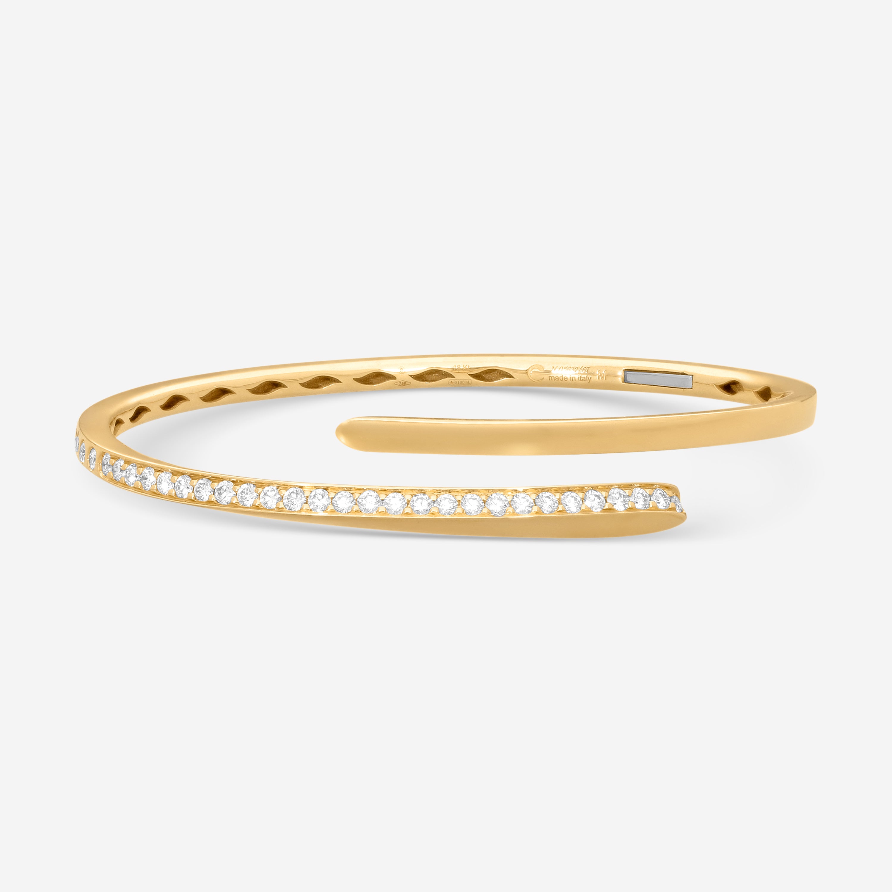 Crivelli 18K Yellow Gold Diamond Open Bangle Bracelet B0254E-6.5
